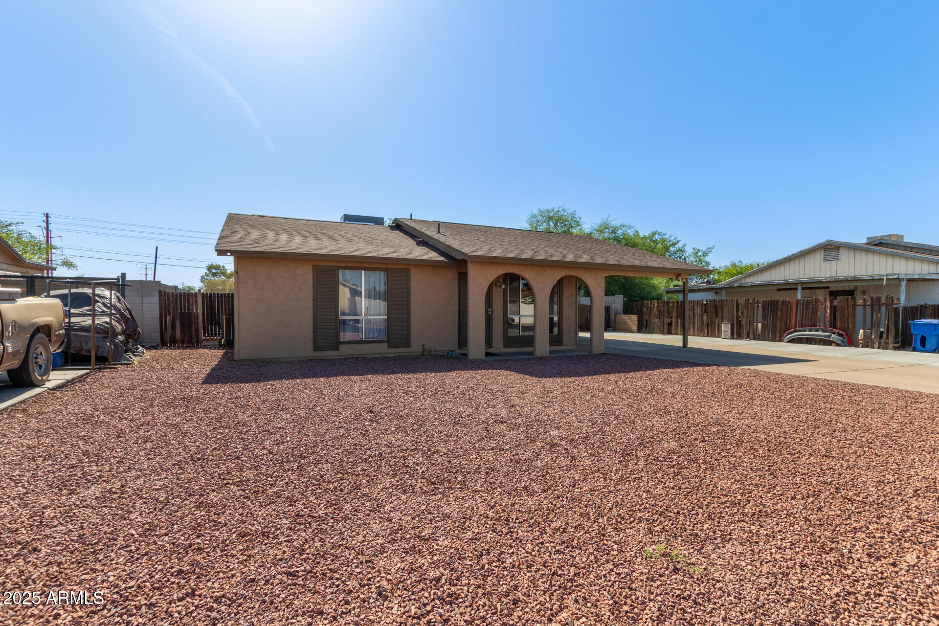 4624 S FAIR Lane