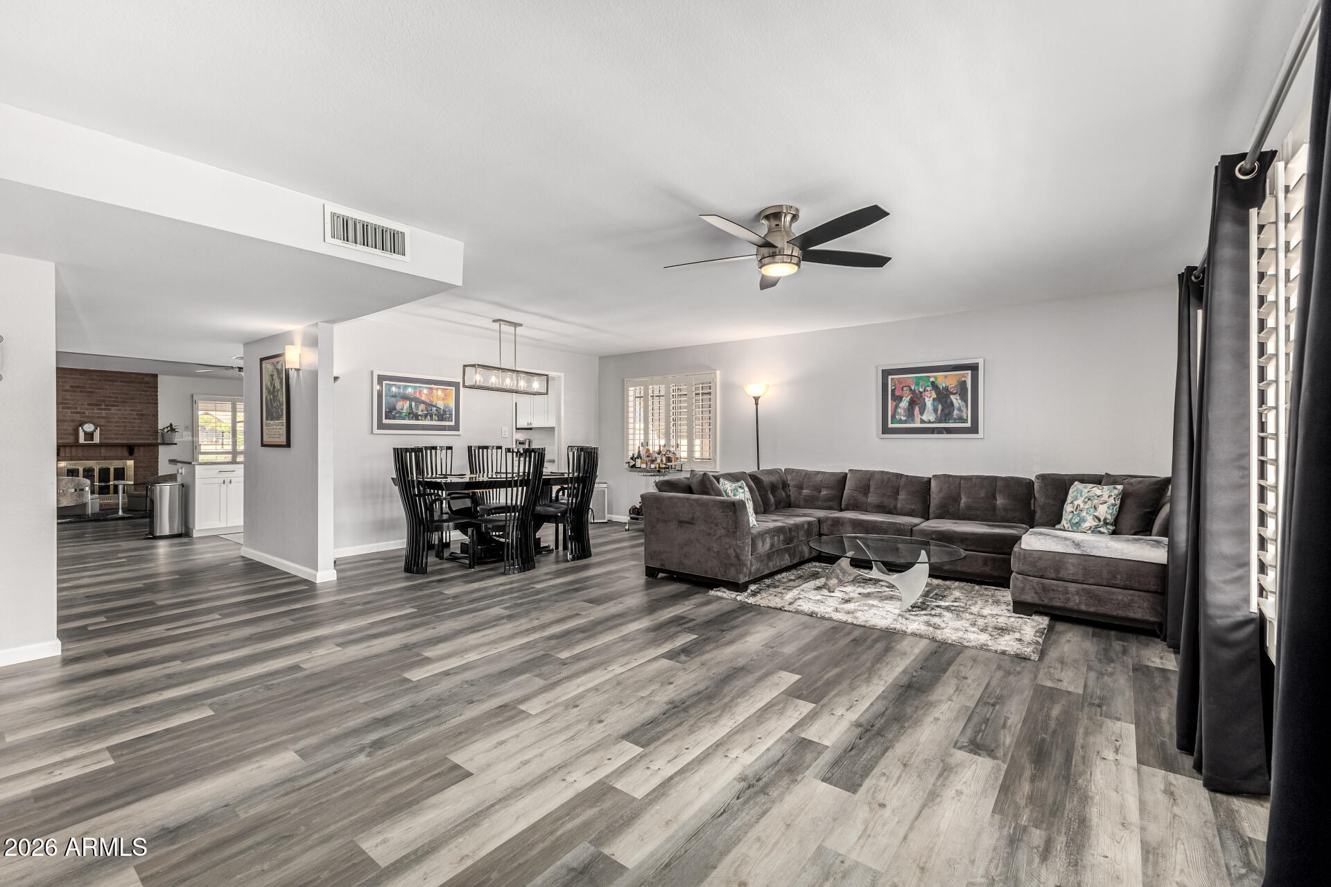 4722 E AHWATUKEE Drive