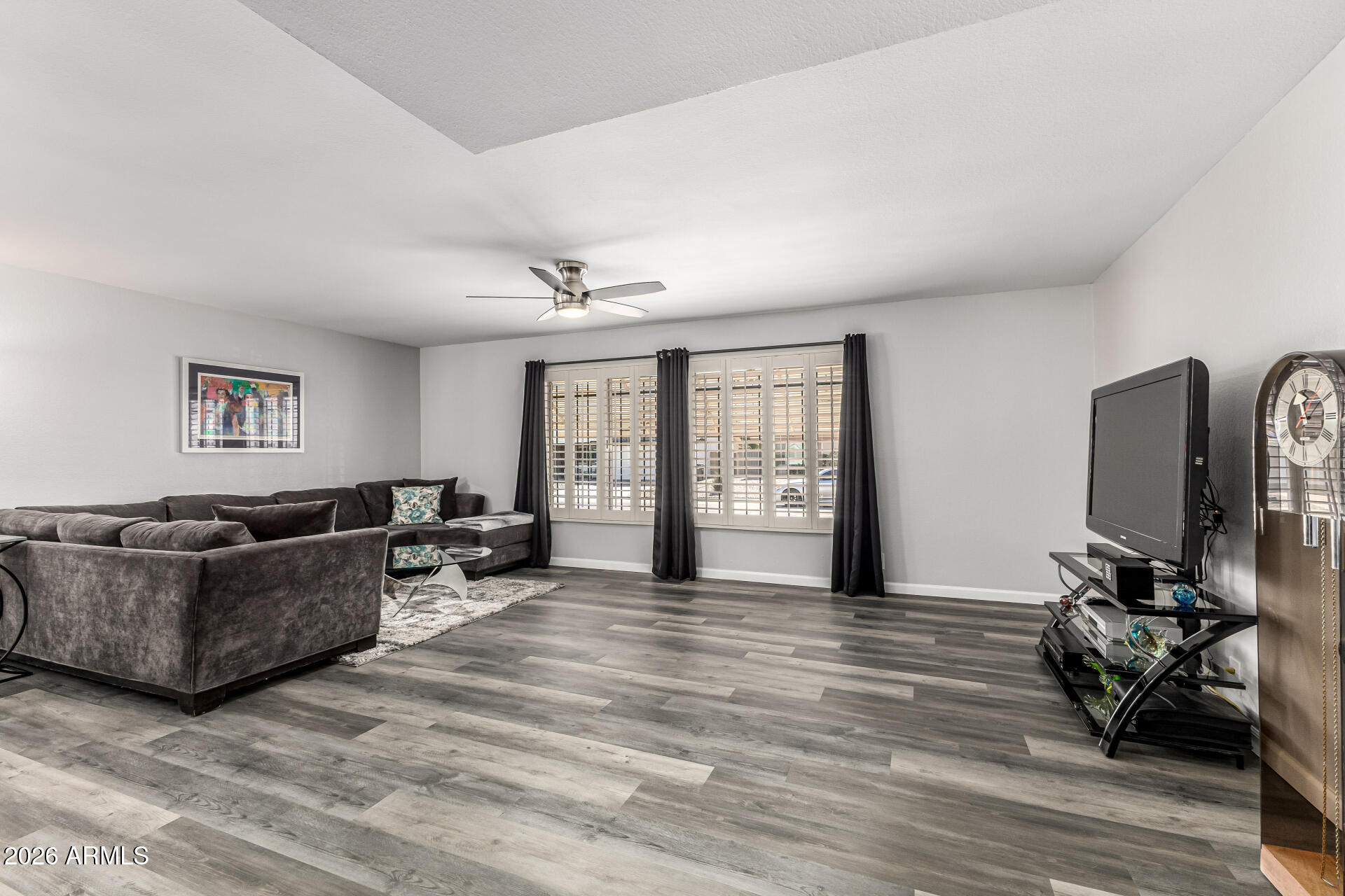 4722 E AHWATUKEE Drive