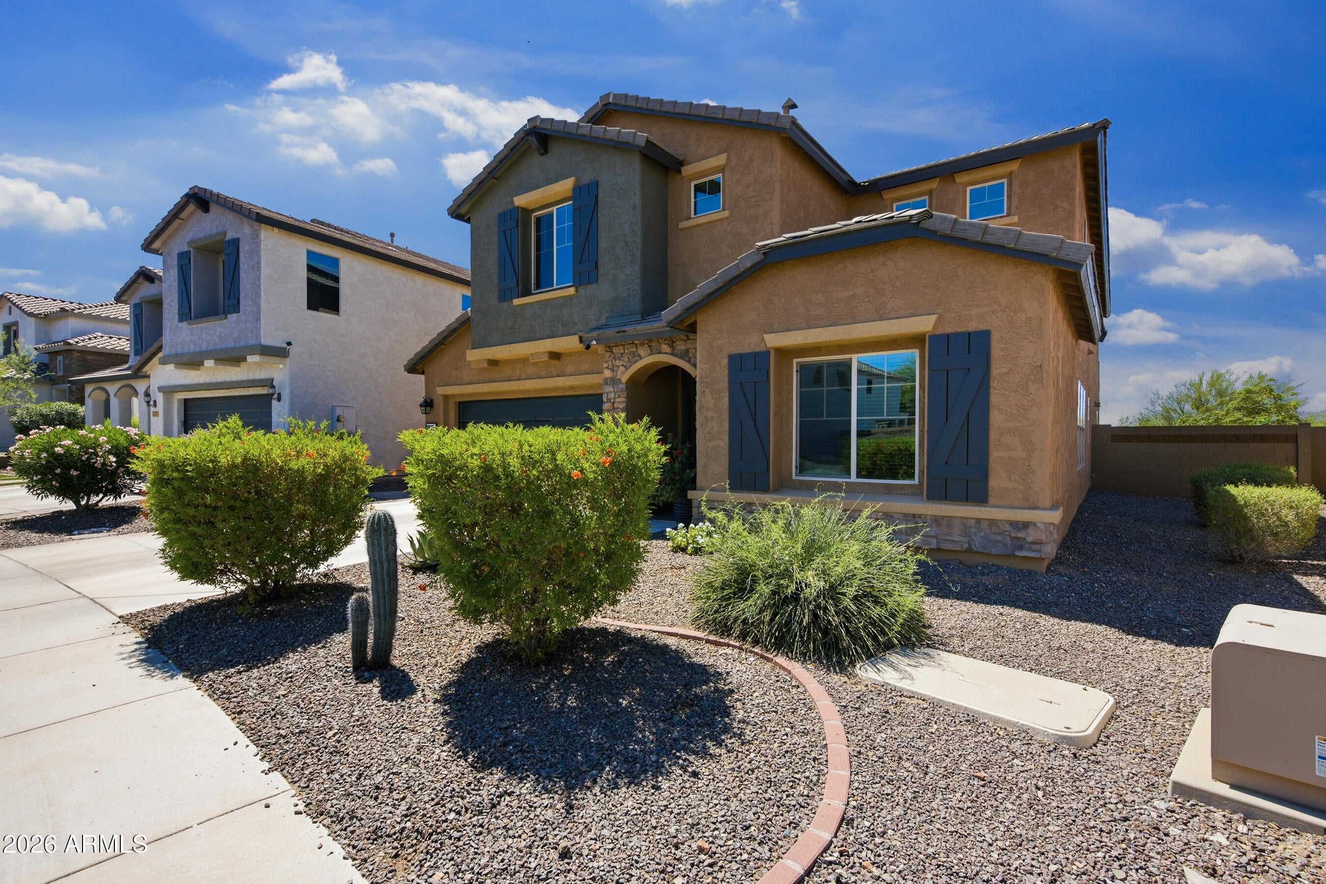 1105 W SPUR Drive