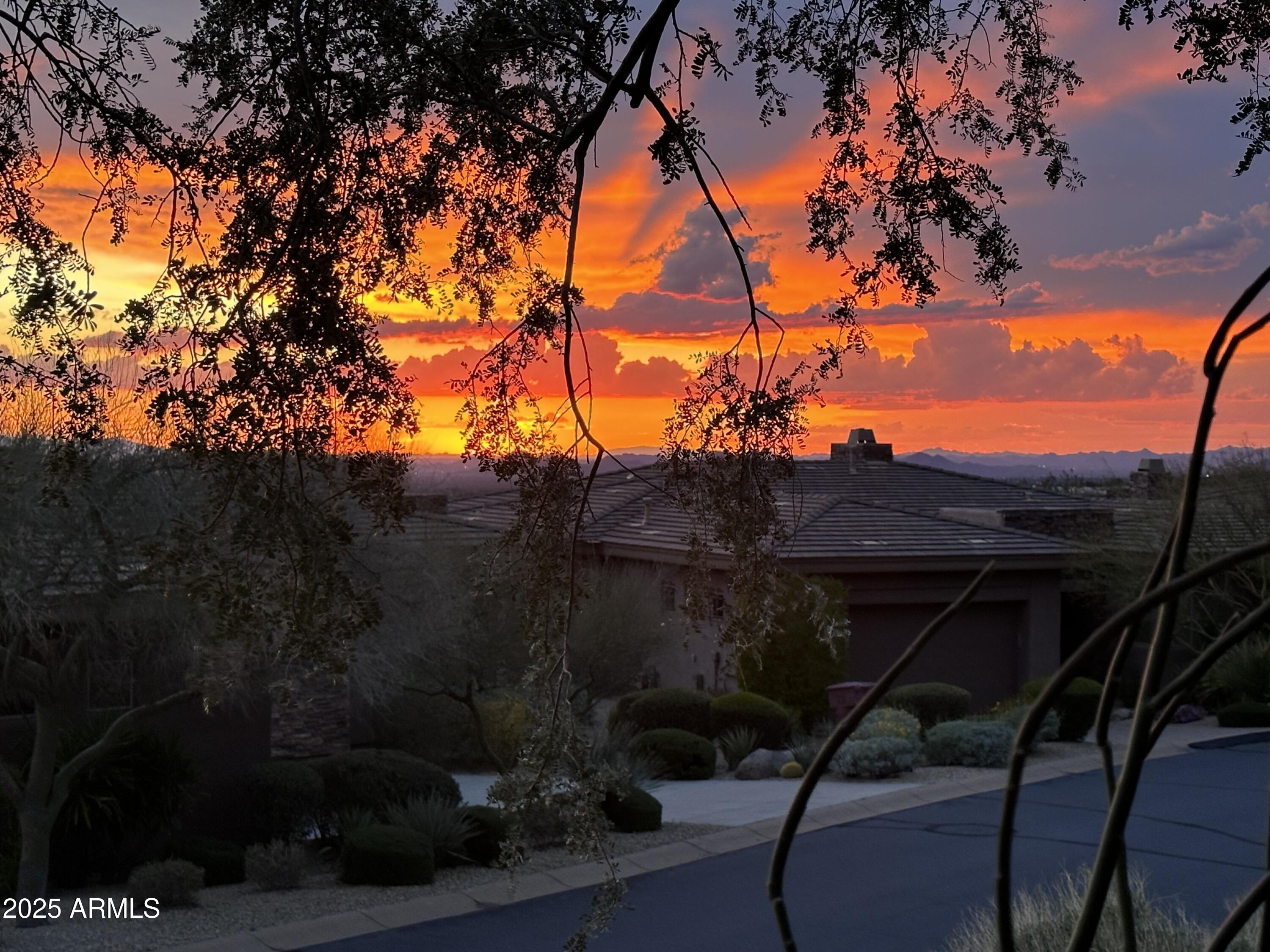 10803 E LA JUNTA Road