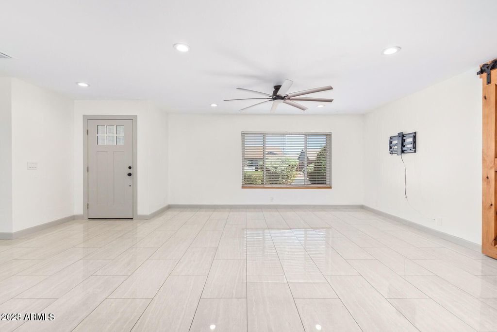 Photo of 905 W Bell De Mar Drive, Tempe, AZ 85283 (MLS # 6911482)