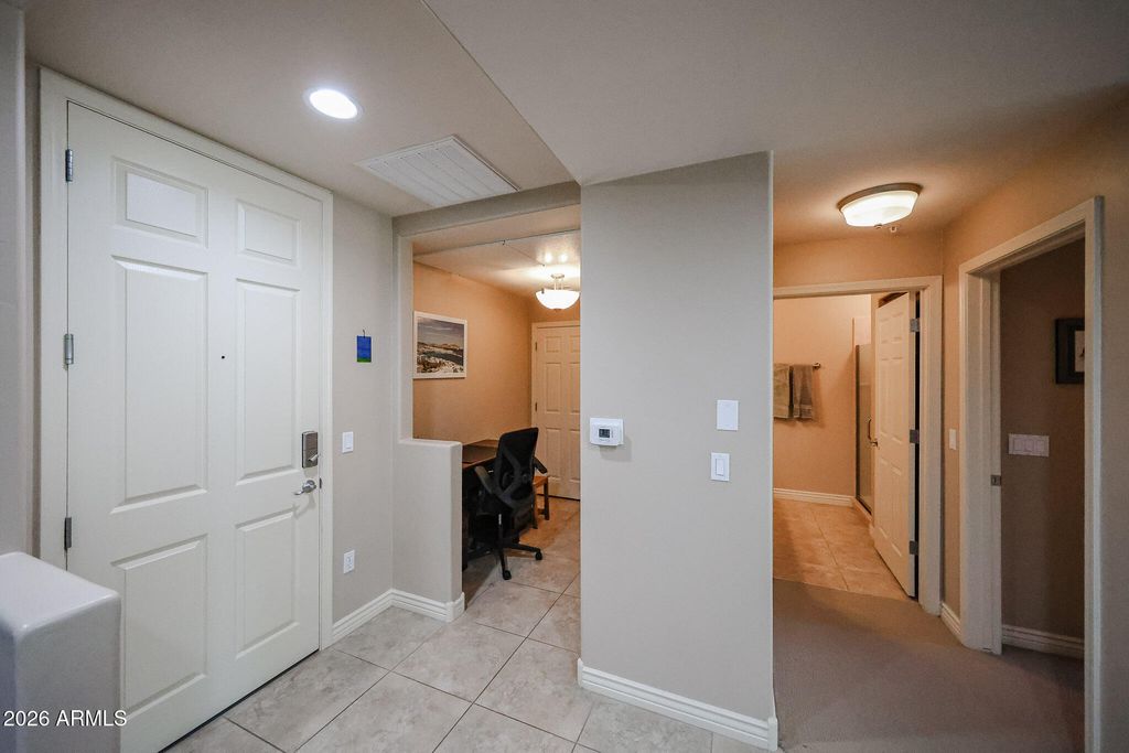 Photo of 5350 E Deer Valley Drive #1413, Phoenix, AZ 85054 (MLS # 7020589)