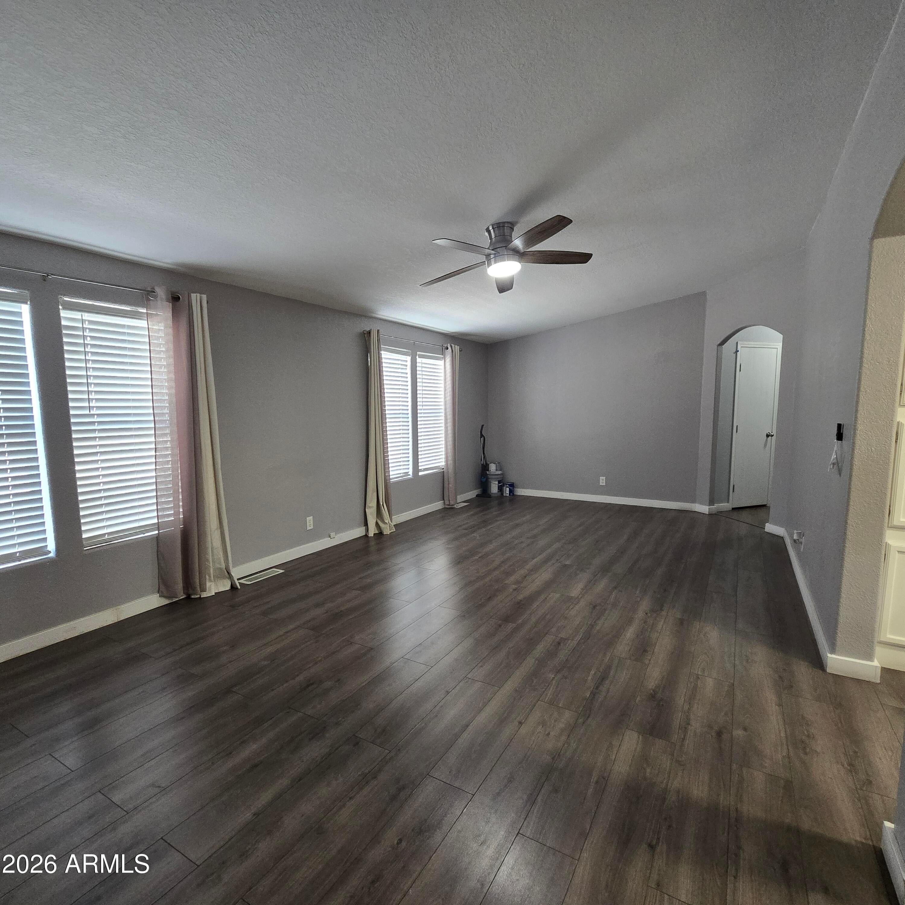16101 N EL MIRAGE Road 400