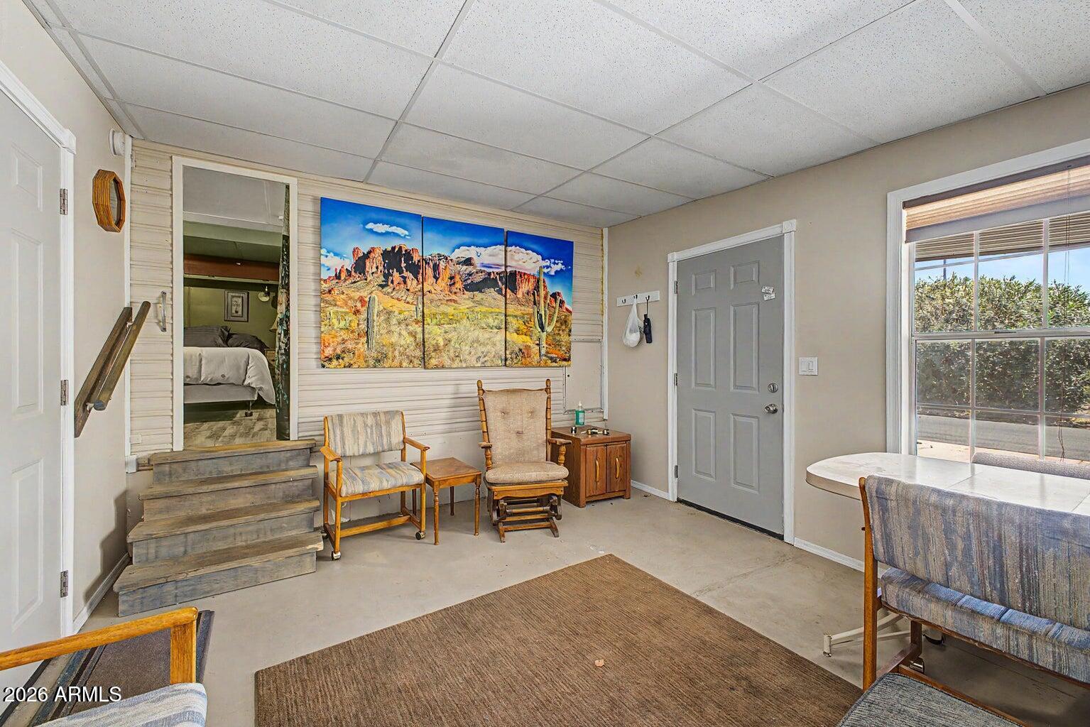 118 E BARREL CACTUS Lane