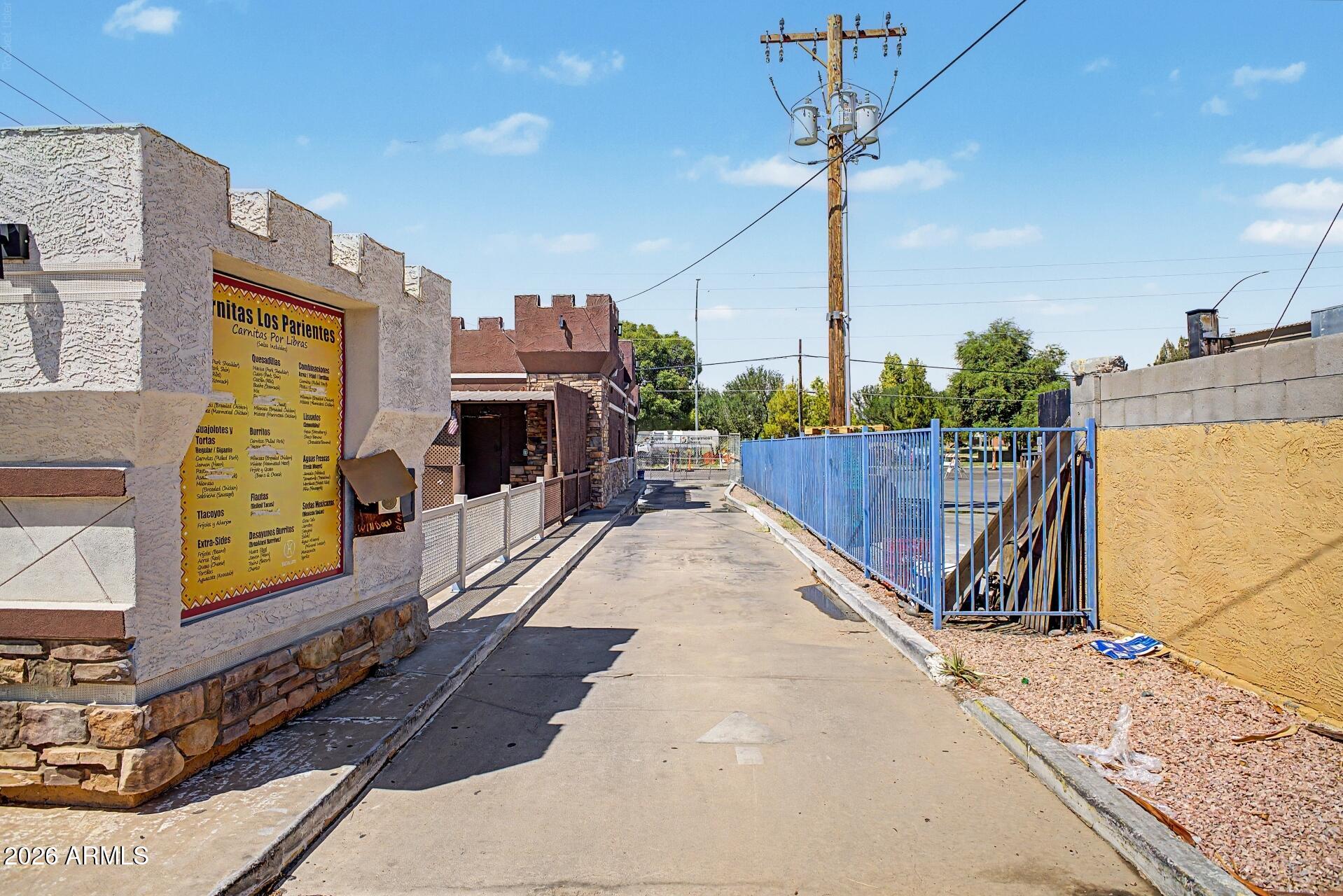 801 E BROADWAY Road