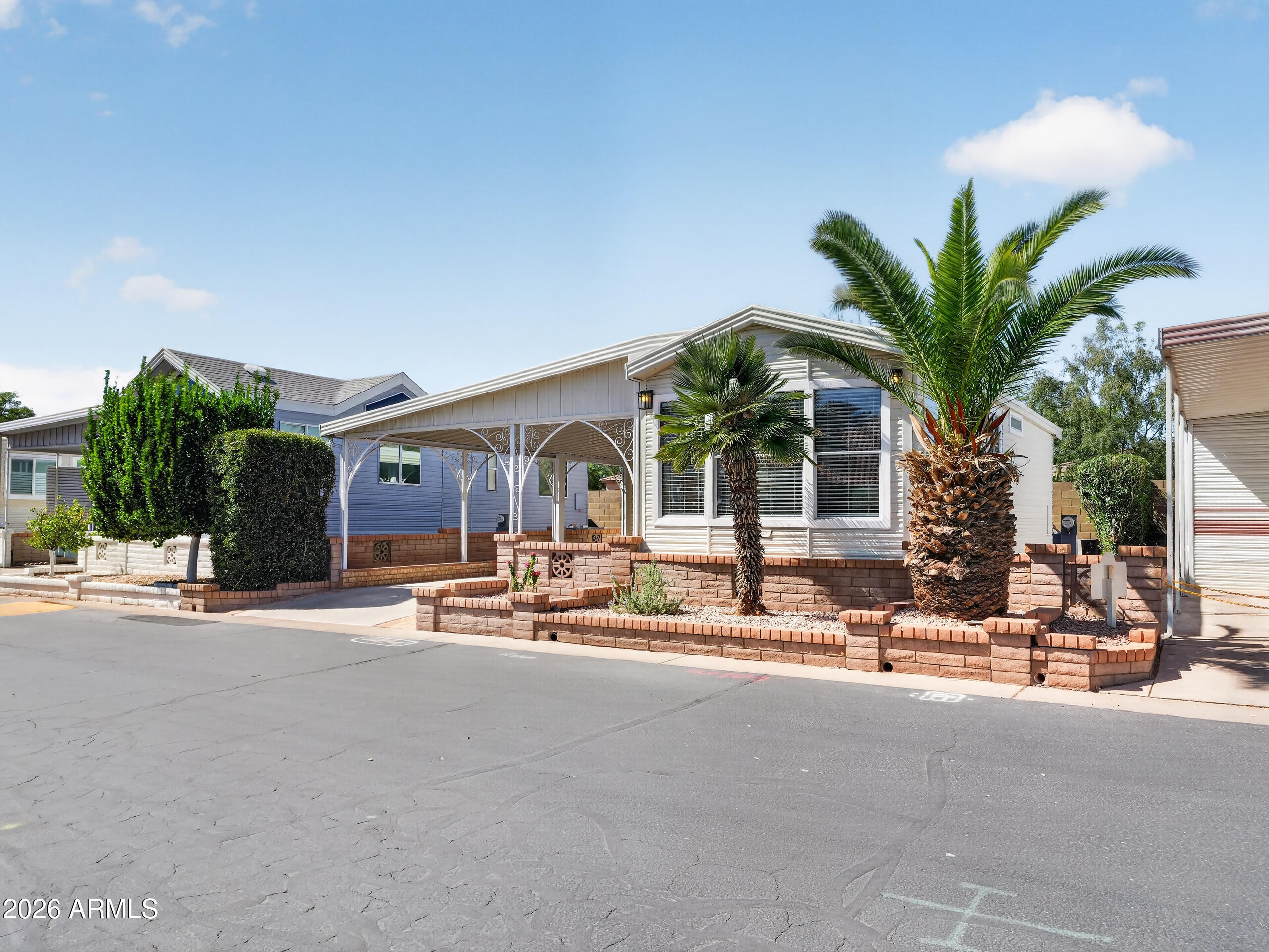 111 S GREENFIELD Road 631