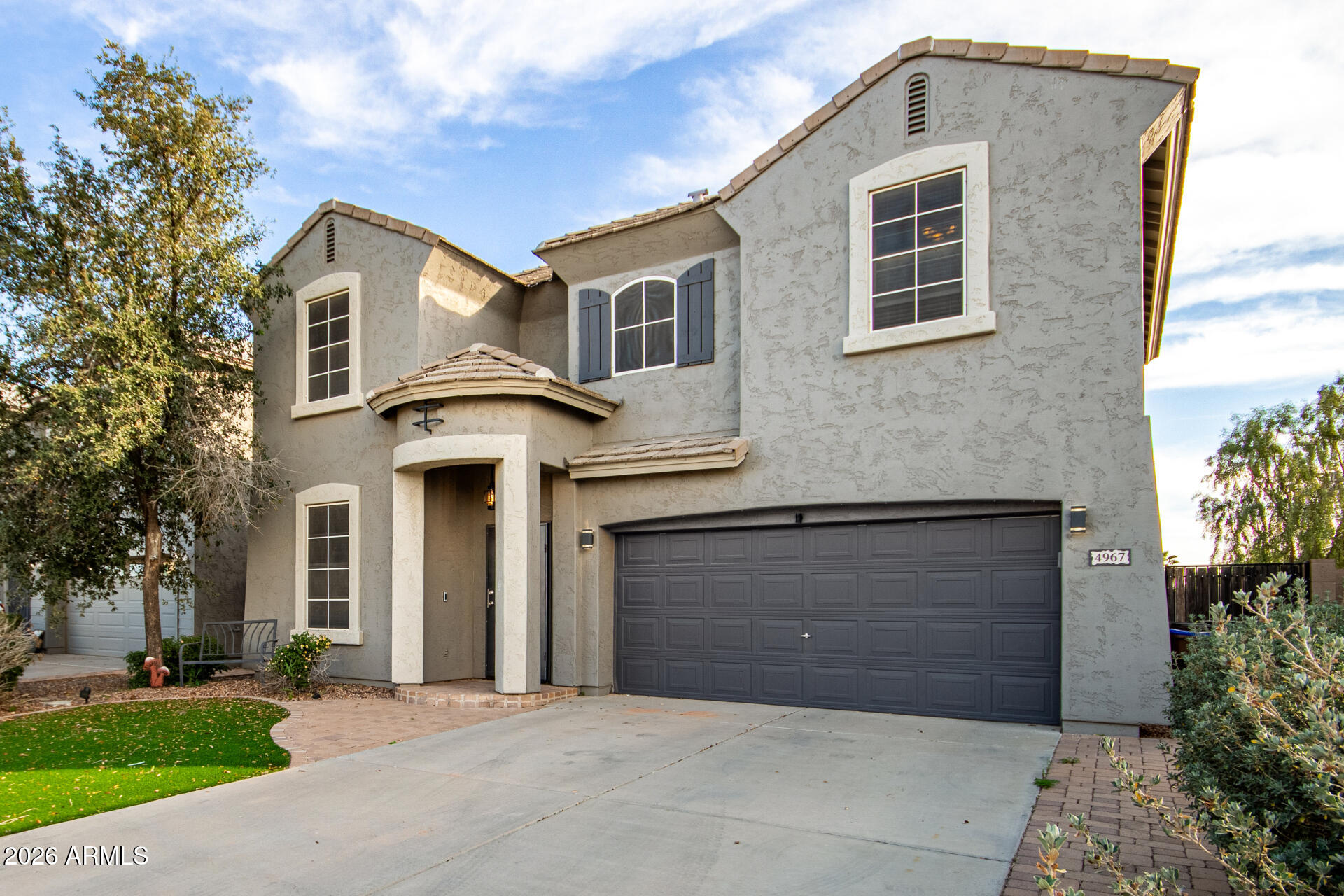 4967 E MEADOW LARK Way