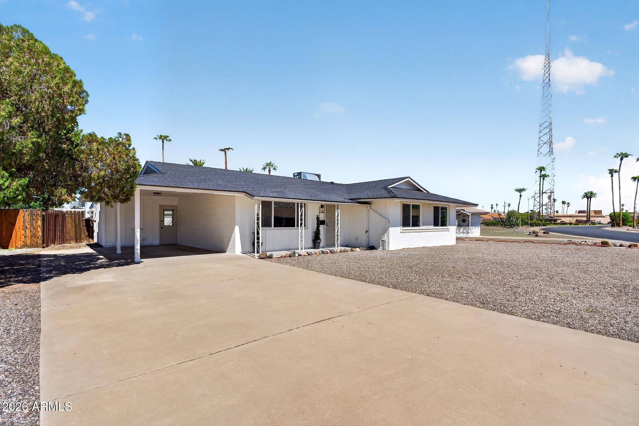 10856 W OAKMONT Drive