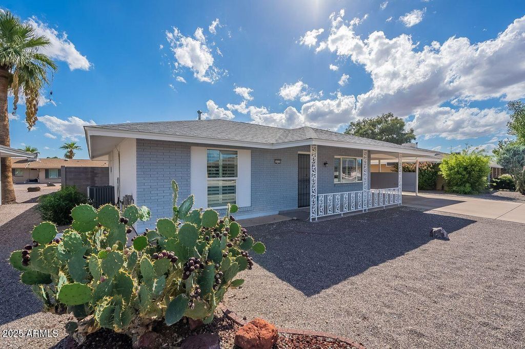 Photo of 10731 W Tropicana Circle, Sun City, AZ 85351 (MLS # 6934181)