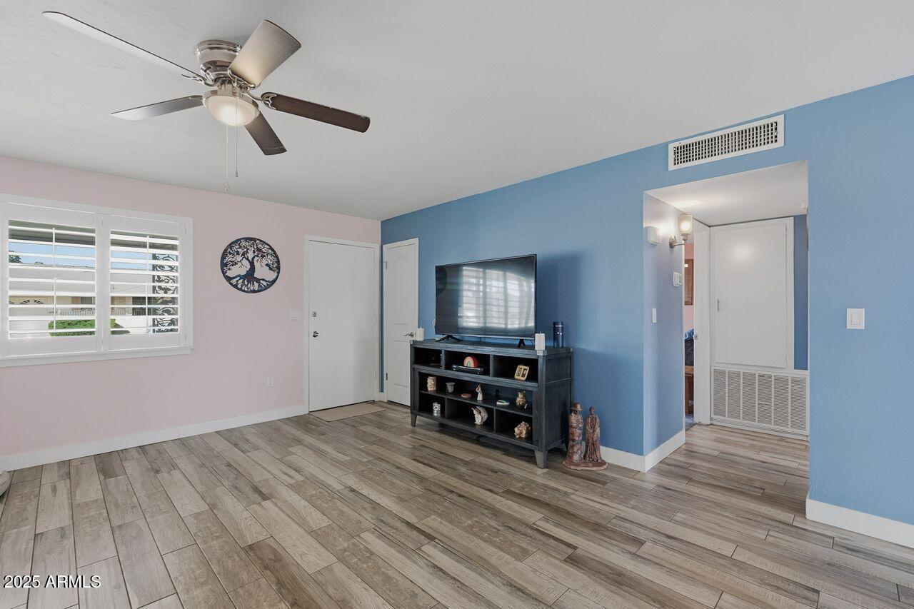 10731 W TROPICANA Circle