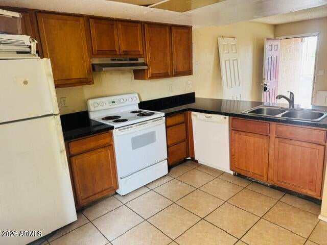 4828 W ORANGEWOOD Avenue 105