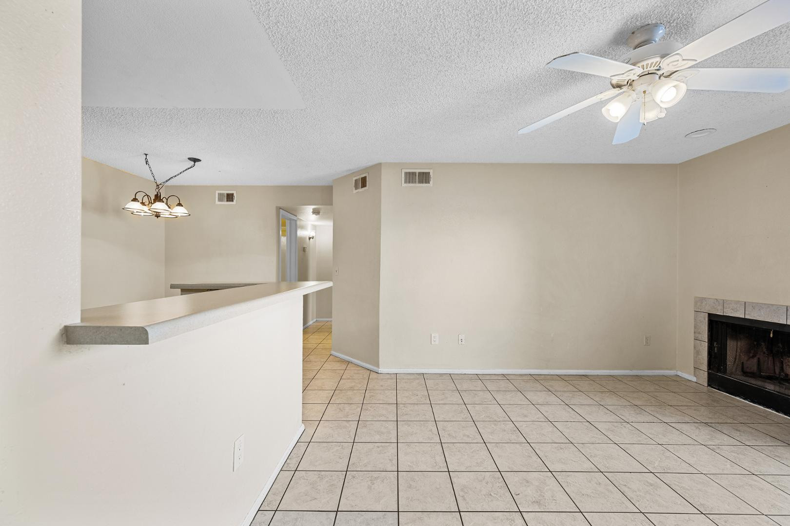 533 W Guadalupe Road Unit 1047