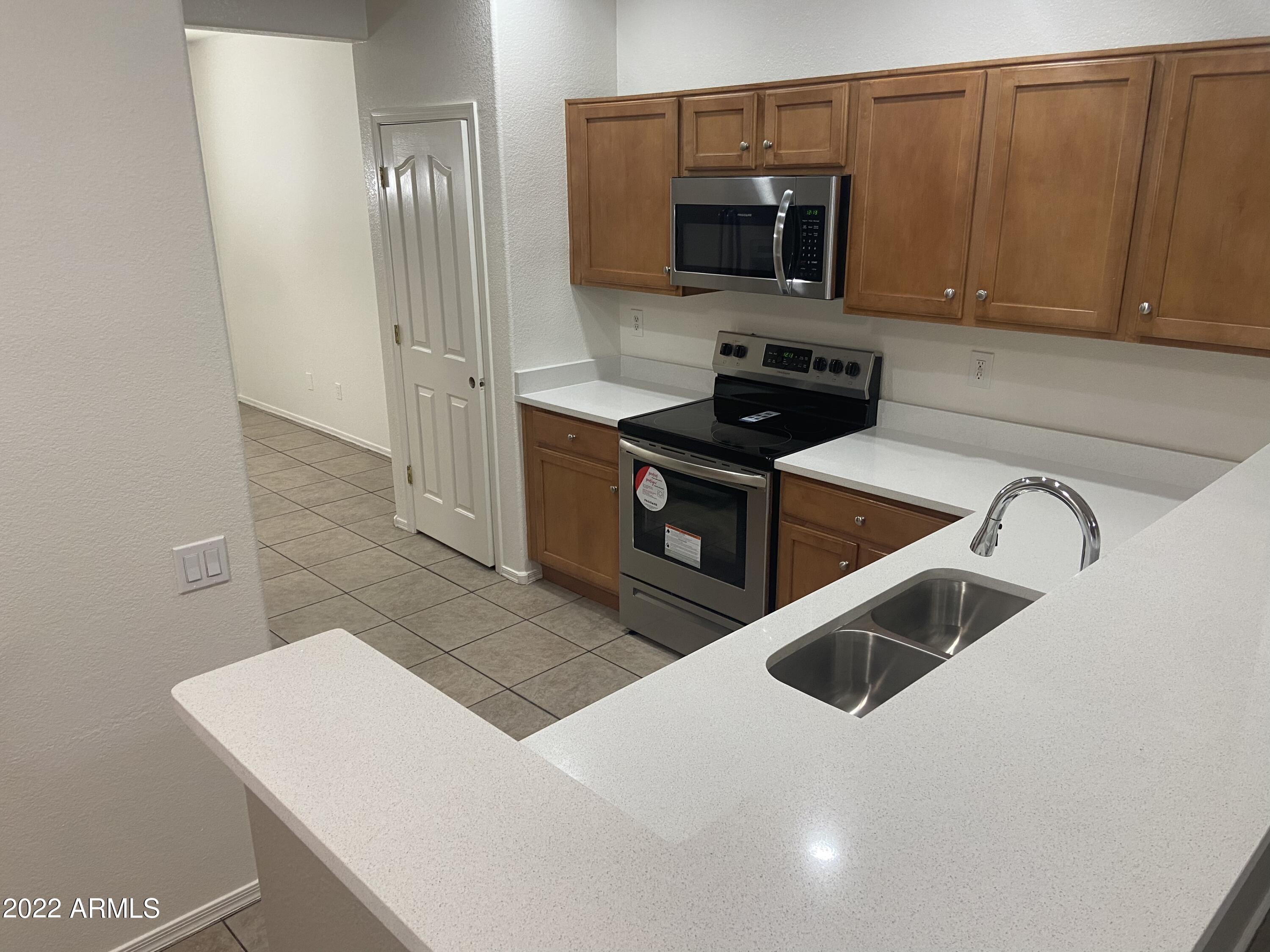 11634 W Western Avenue