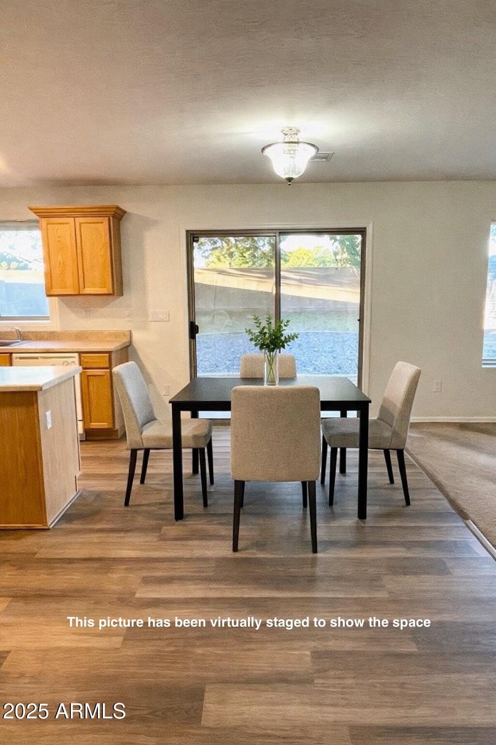 1831 W DESERT SEASONS Drive