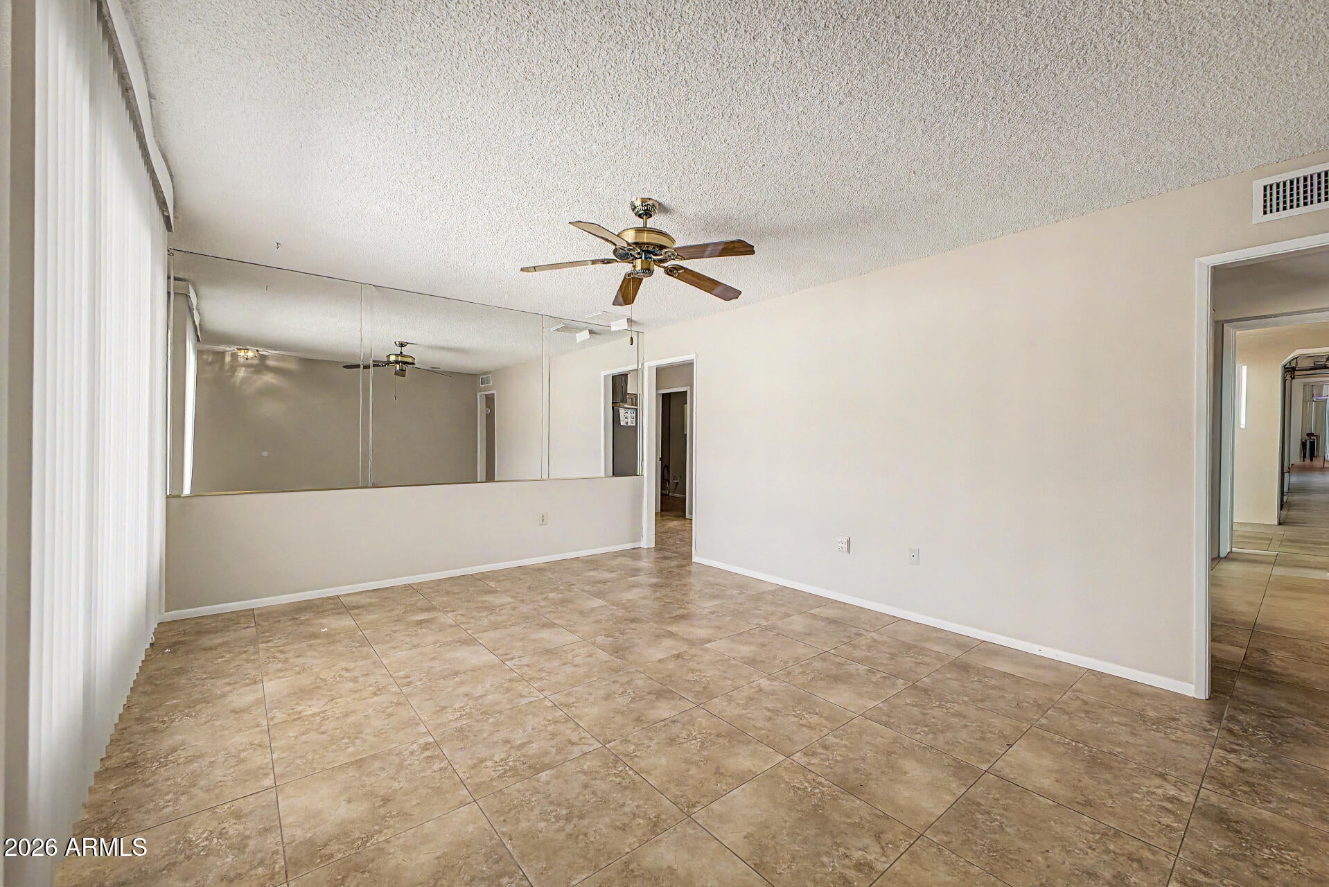 17602 N FOOTHILLS Drive