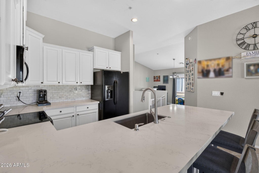Photo of 2725 E Mine Creek Road #2020, Phoenix, AZ 85024 (MLS # 7071841)