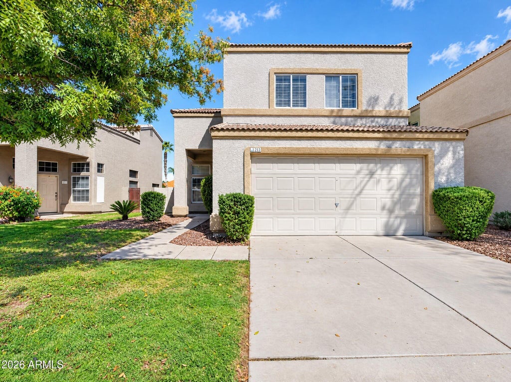 Photo of 1213 N Pebble Beach Drive, Gilbert, AZ 85234 (MLS # 7094904)