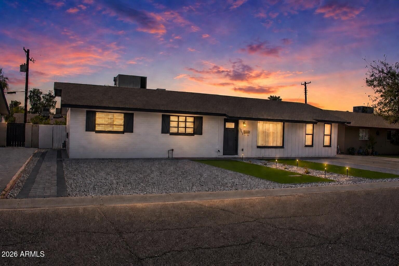 3739 W FLYNN Lane