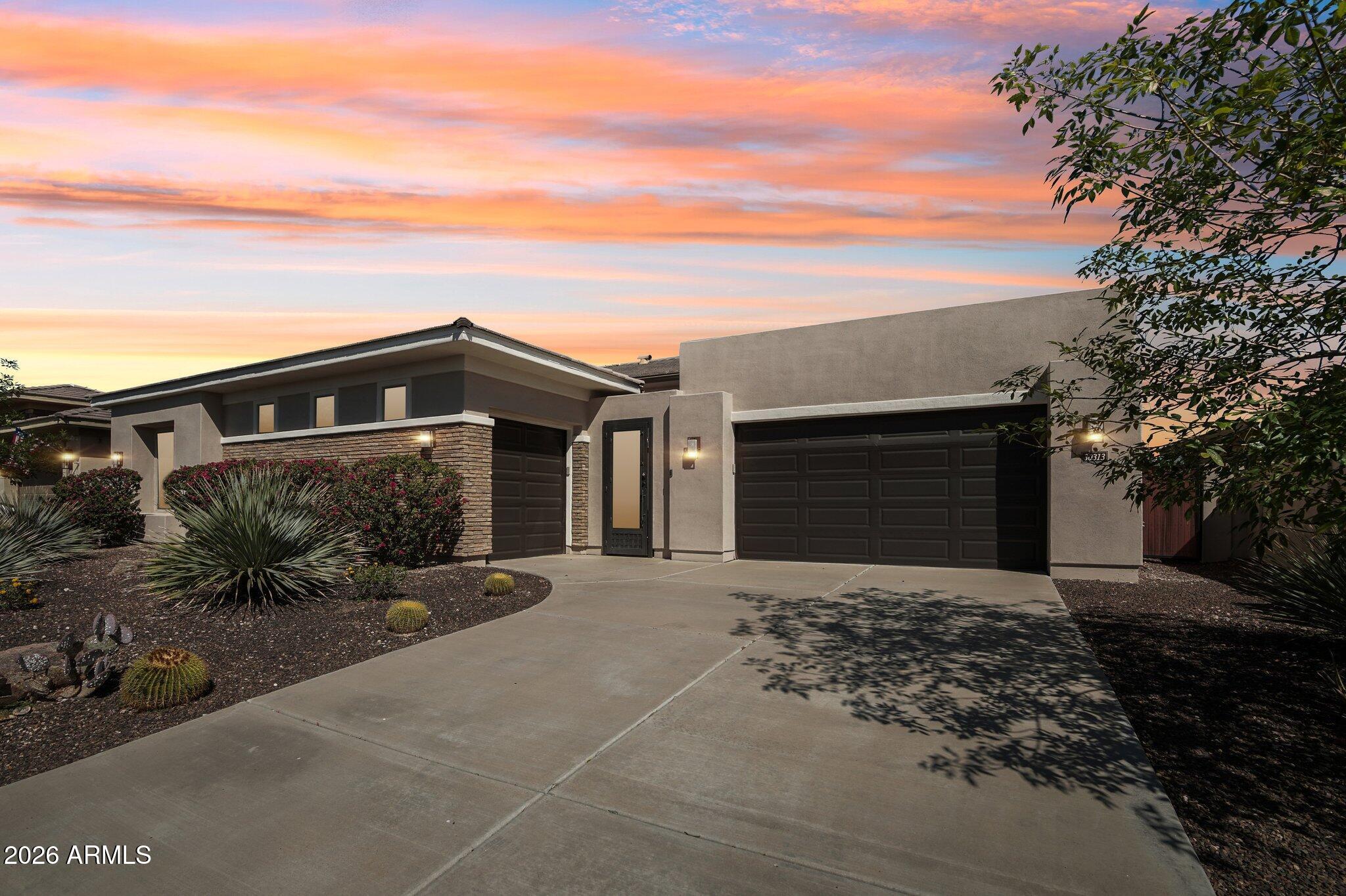 Peoria, Arizona, 85383, United States, 3 Bedrooms Bedrooms, ,4 BathroomsBathrooms,Residential,Active,2038181