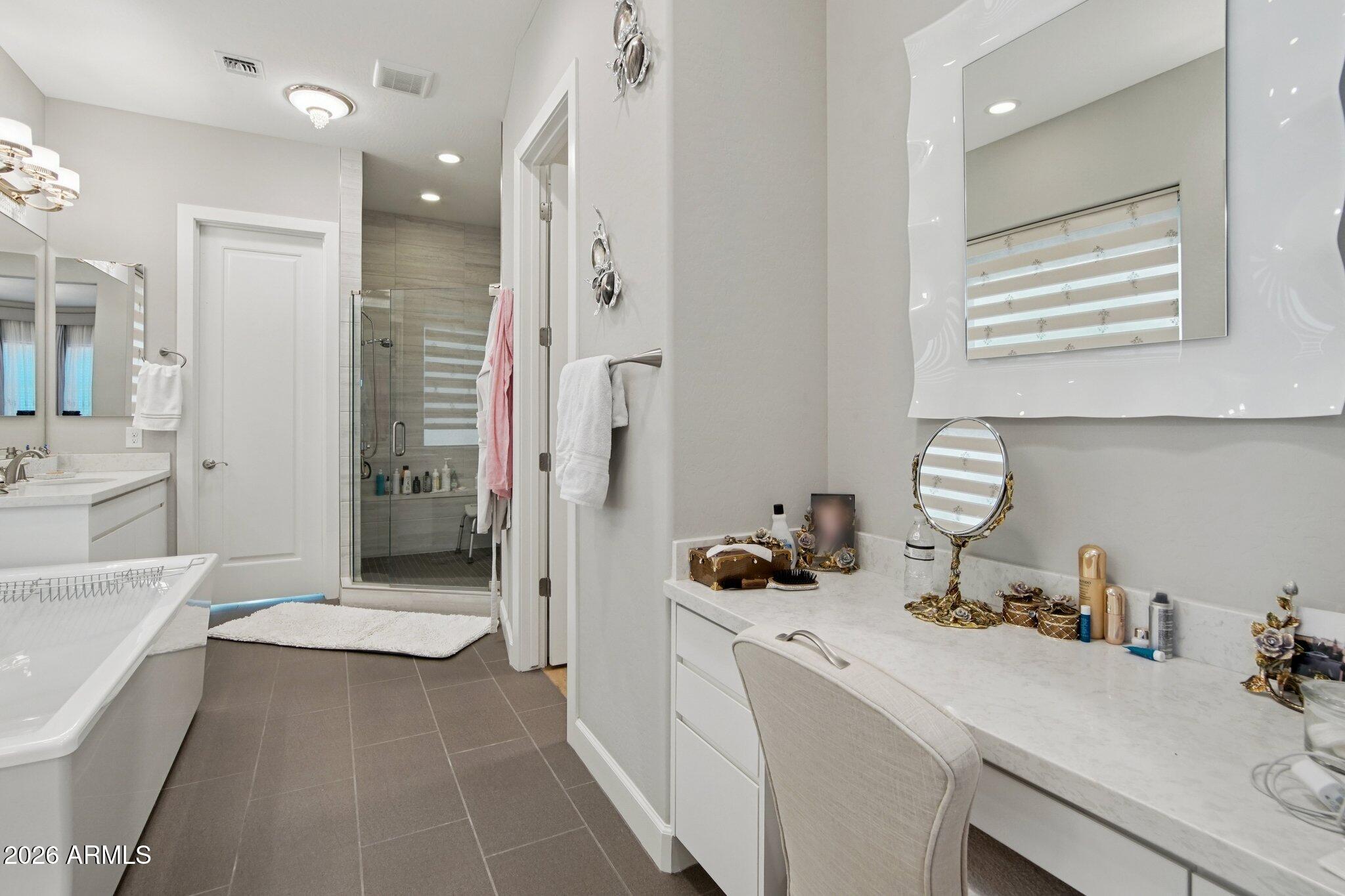 Peoria, Arizona, 85383, United States, 3 Bedrooms Bedrooms, ,4 BathroomsBathrooms,Residential,Active,2038181