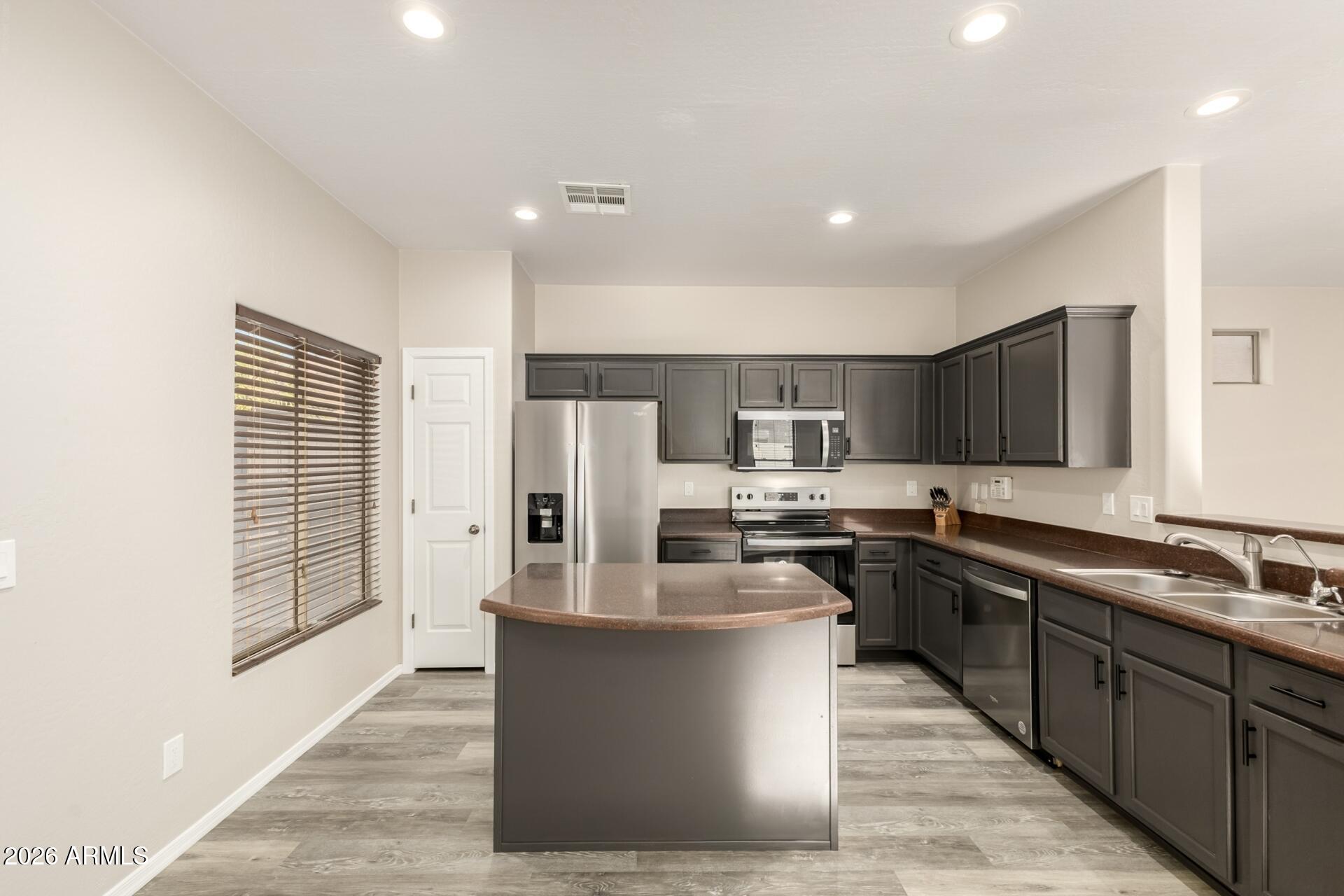 2684 E REMINGTON Place