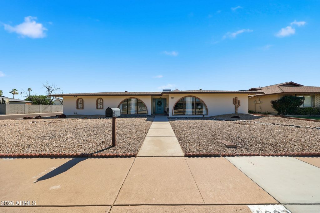 Photo of 4327 W Echo Lane, Glendale, AZ 85302 (MLS # 6984585)