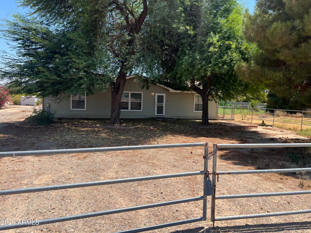 Photo of 15543 W Orangewood Avenue, Litchfield Park, AZ 85340 (MLS # 6980903)