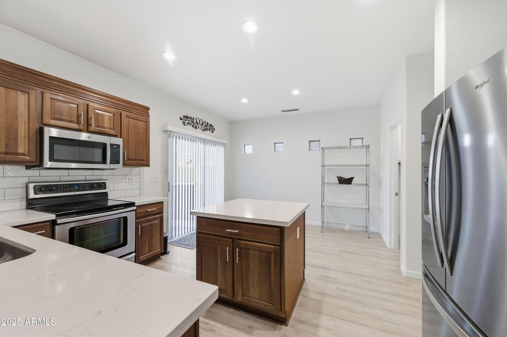 Photo of 44322 W Cypress Lane, Maricopa, AZ 85138 (MLS # 6936898)