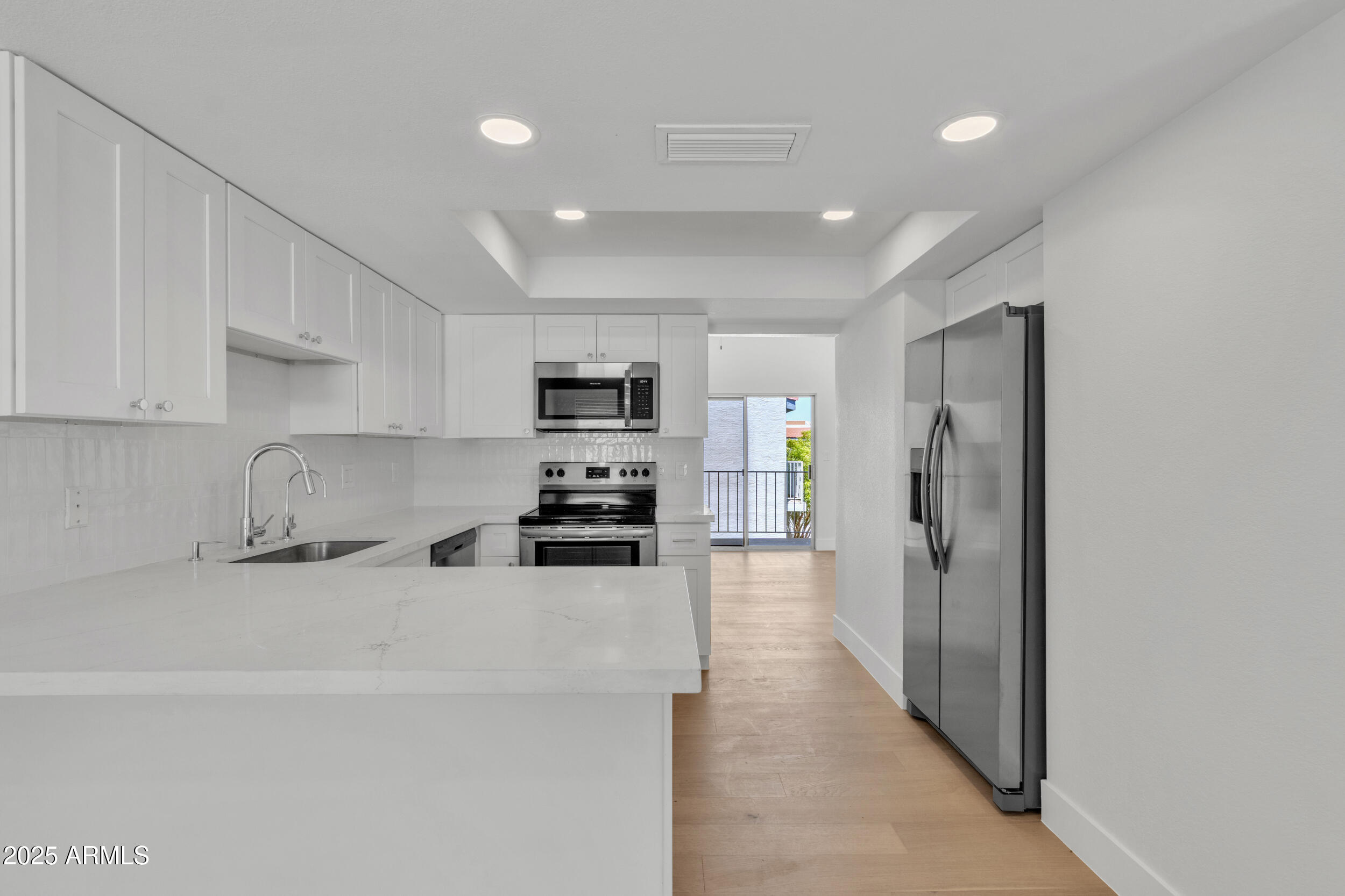 220 N 22ND Place 2036