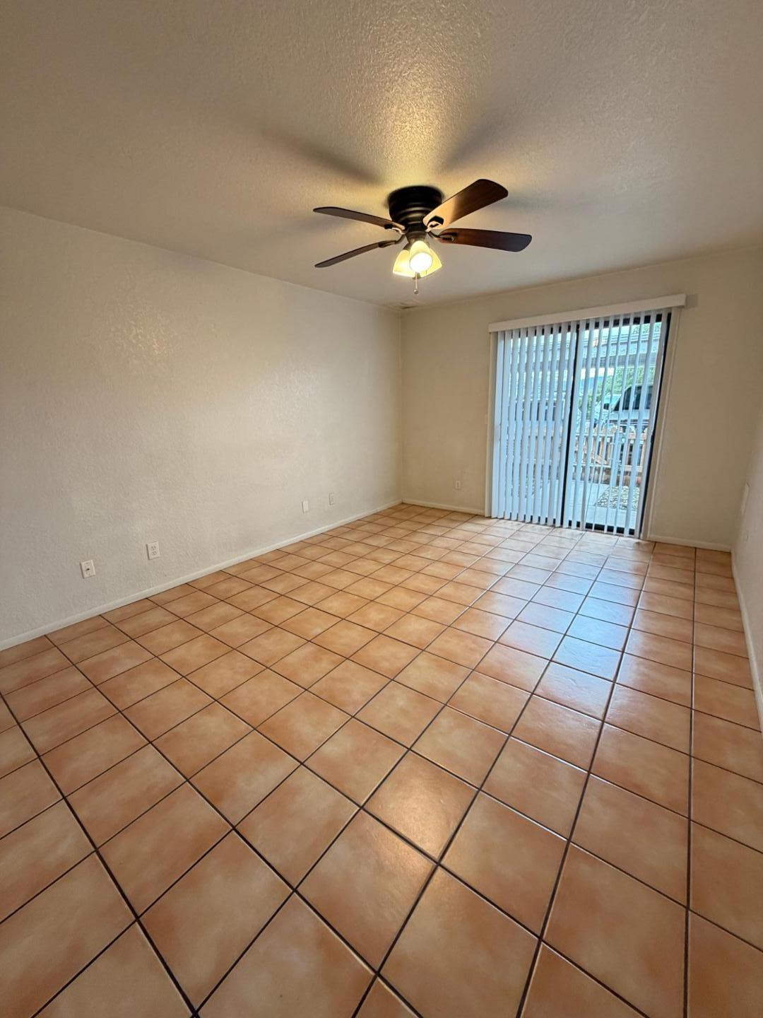 840 S Main Street Apt B