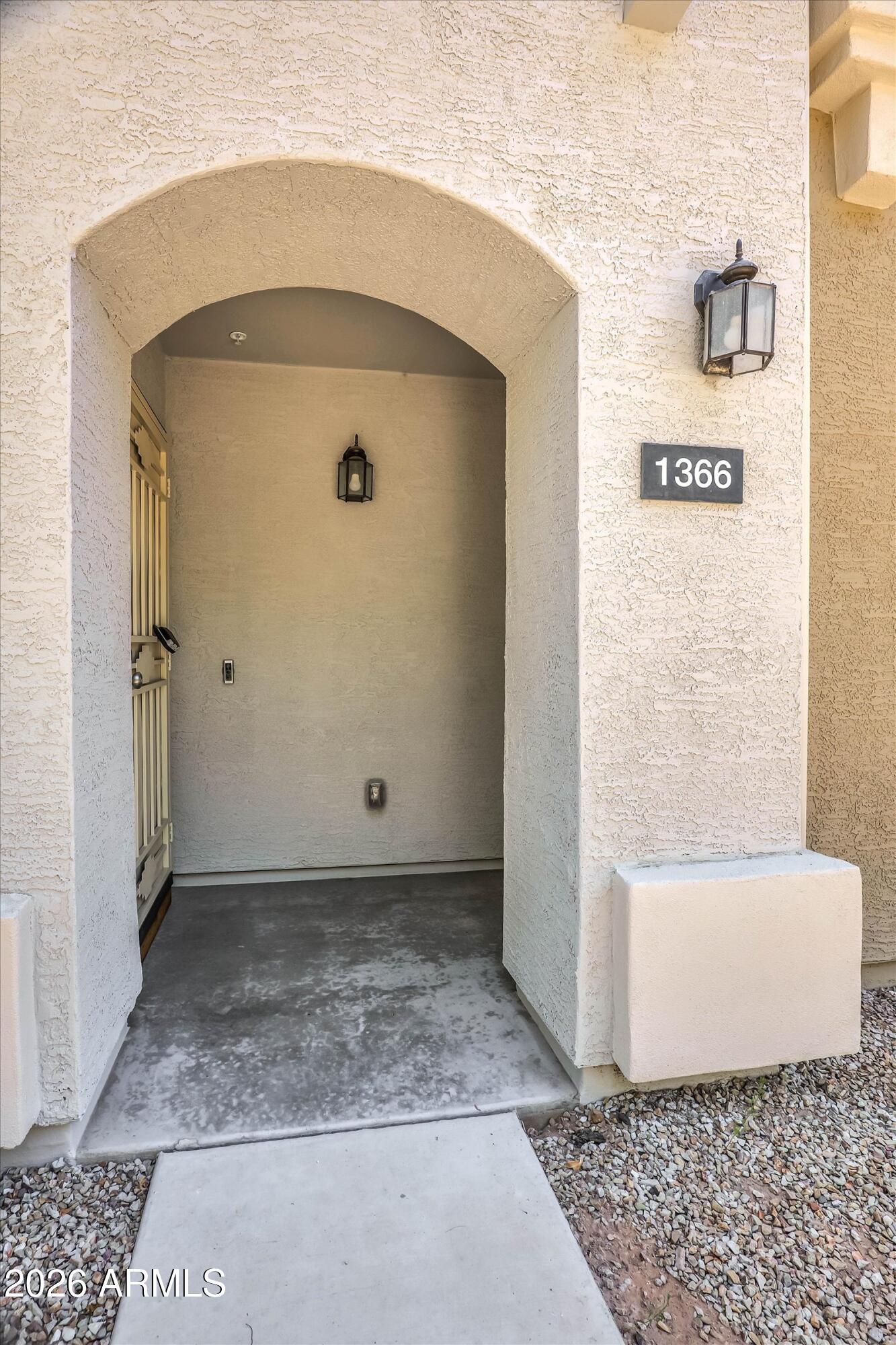 2150 W ALAMEDA Road 1366