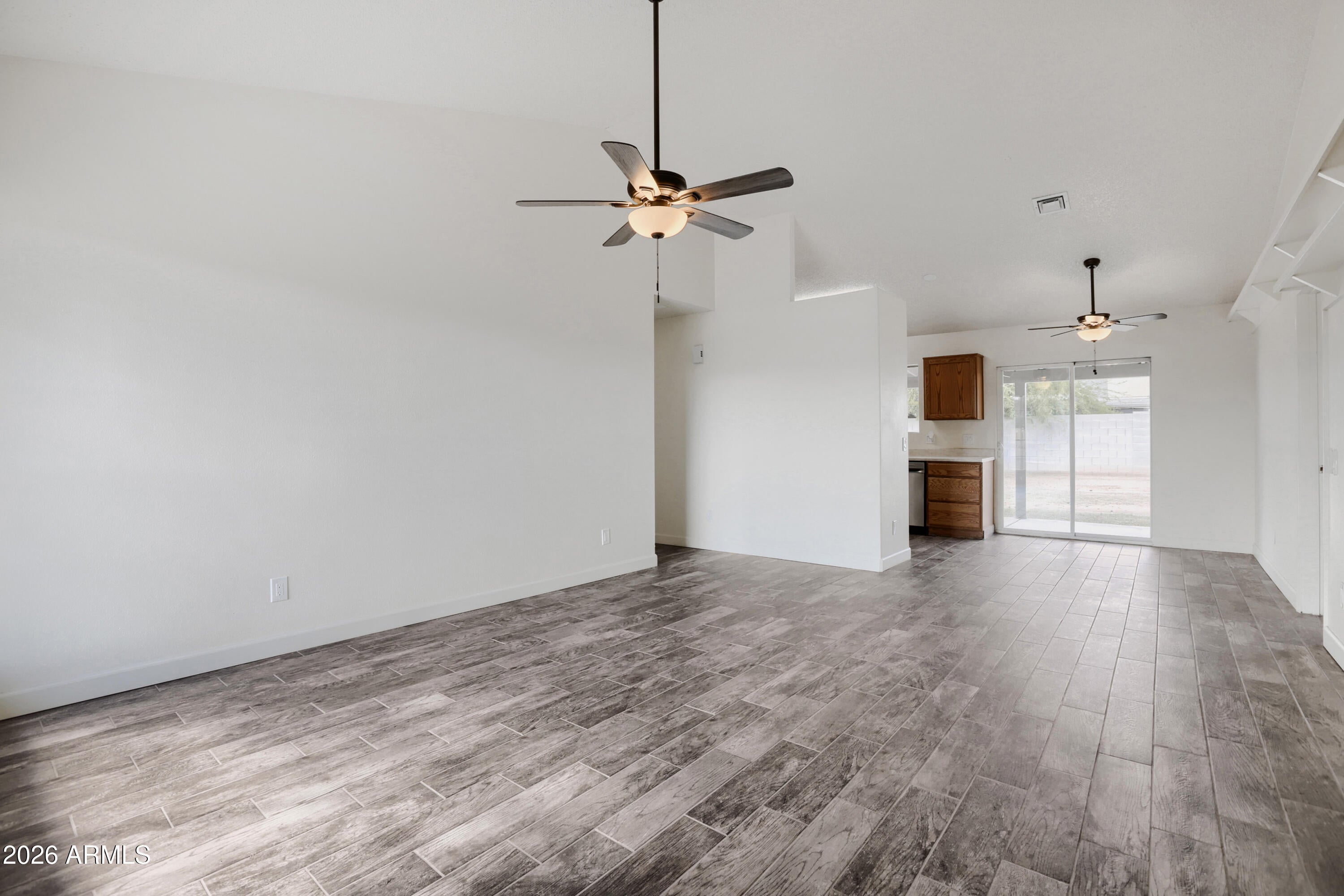 6910 W MOUNTAIN VIEW Road