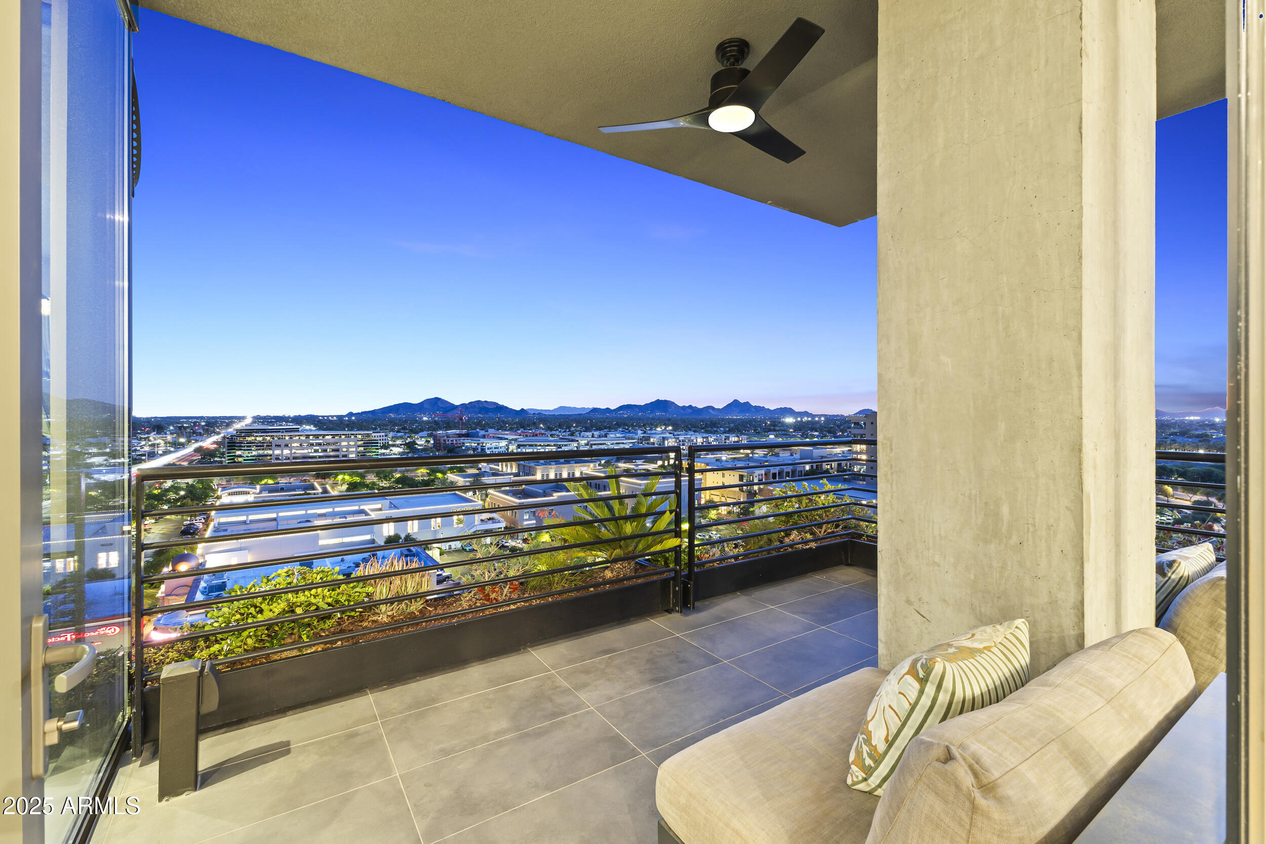 7180 E KIERLAND Boulevard 1218