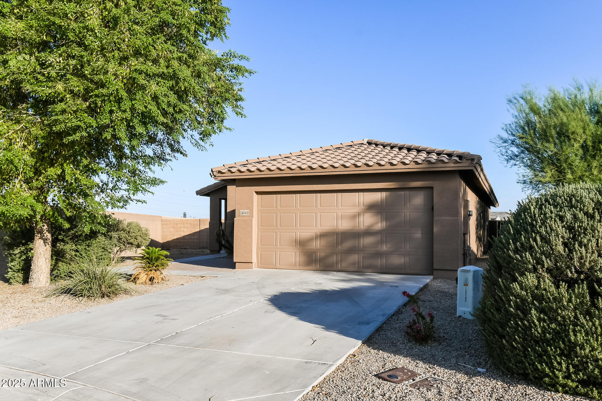 Homes 3 24163 N COTTON Circle