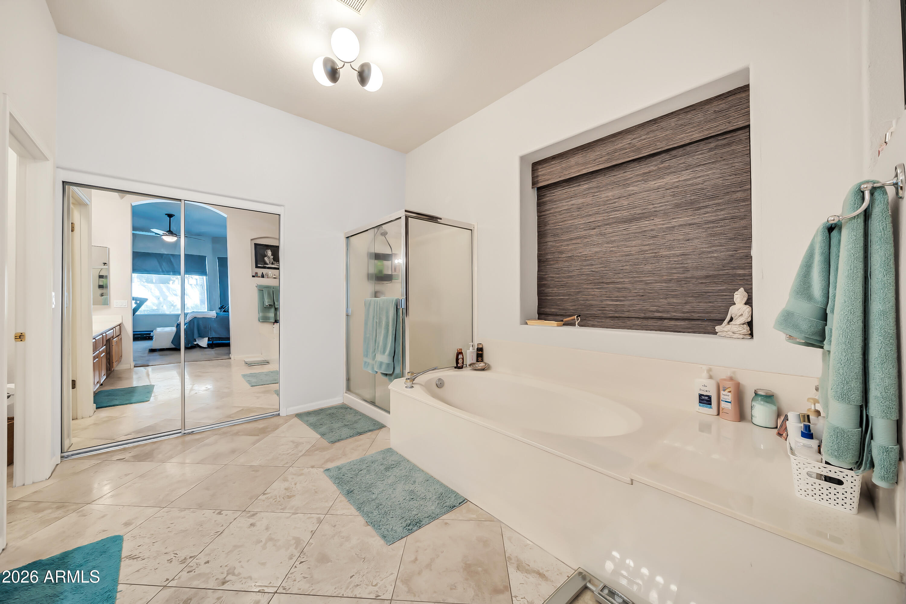 11120 W AMELIA Avenue