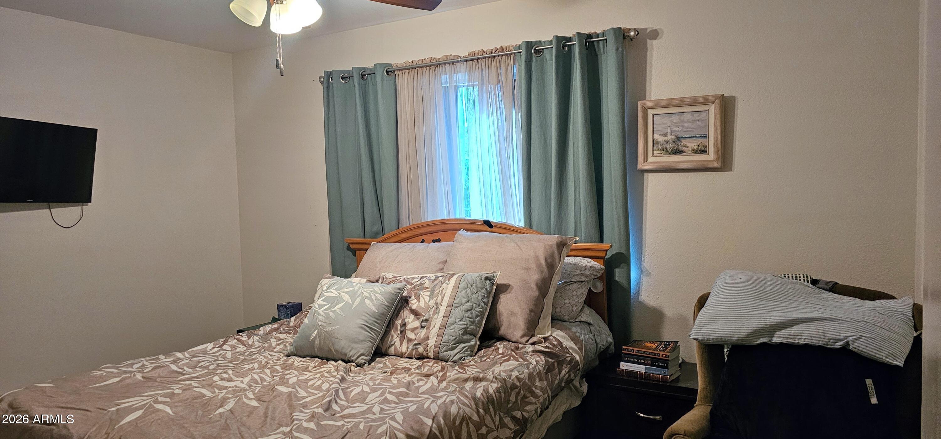 5531 W GREENBRIAR Drive