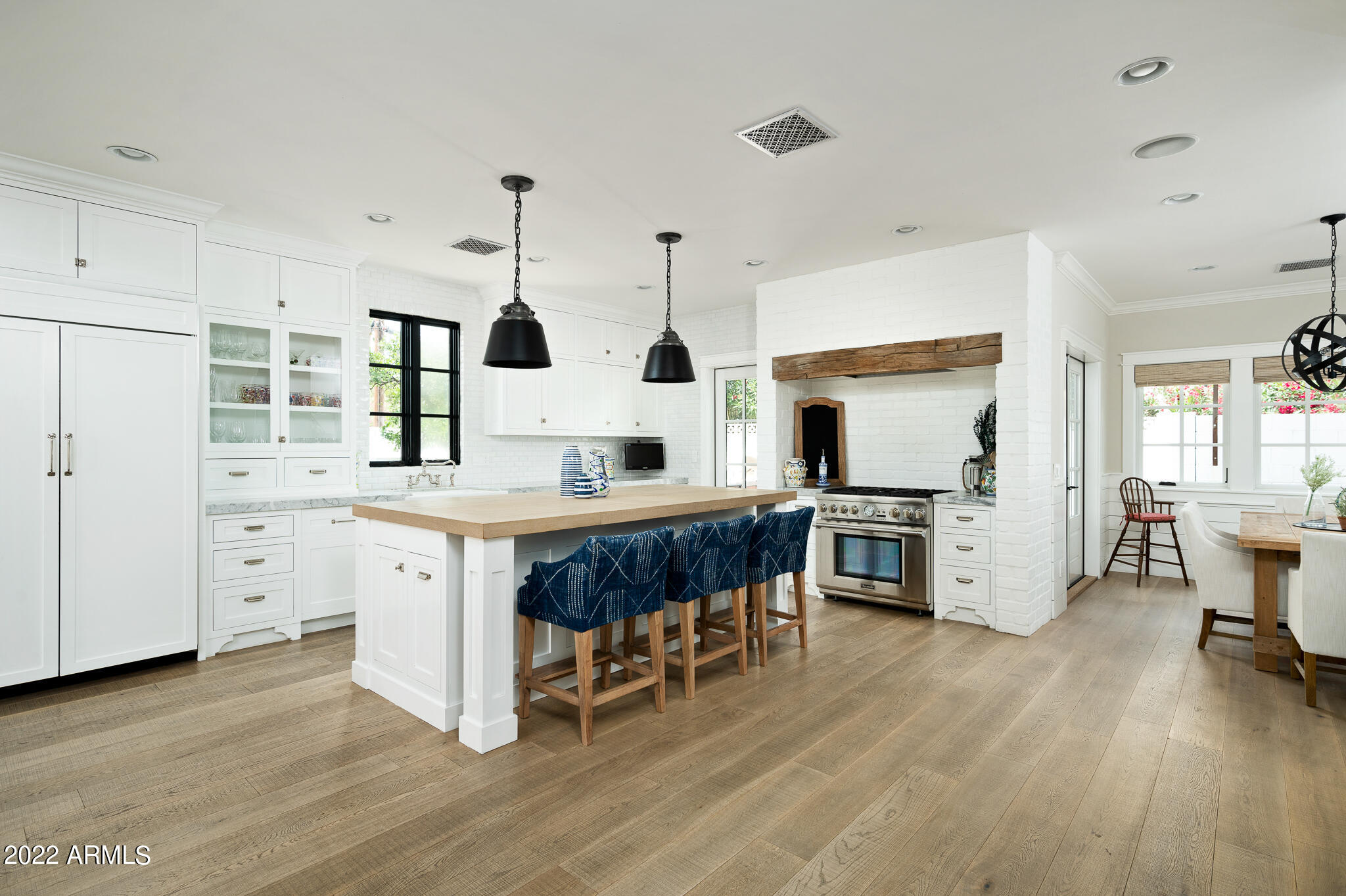 ARGYLE CIRCLE - Residential
