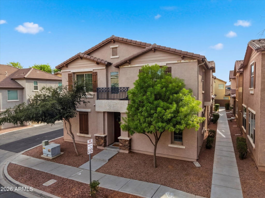 Photo of 1430 S Ponderosa Drive, Gilbert, AZ 85296 (MLS # 7044490)