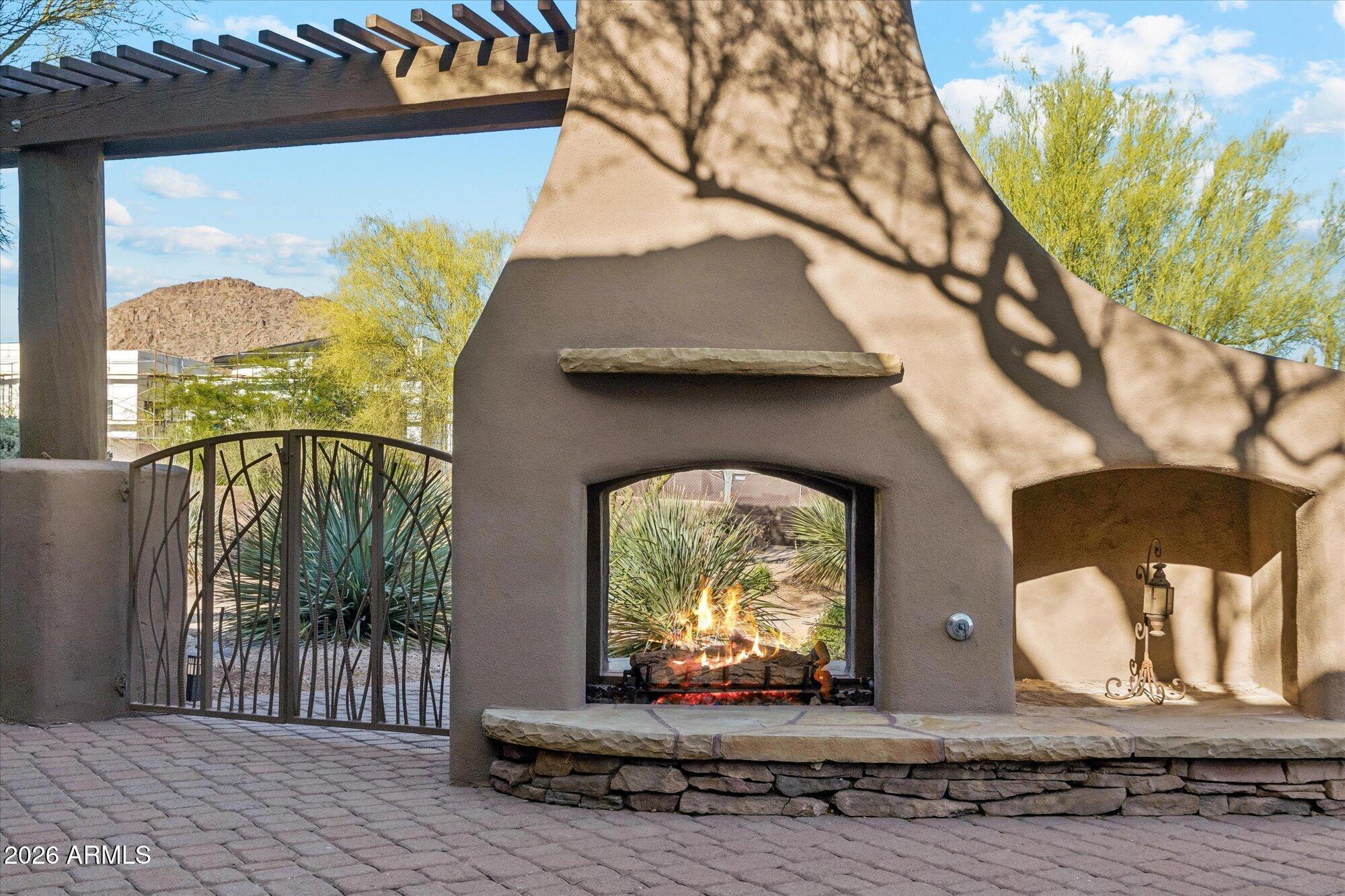 8646 E Bronco Trail