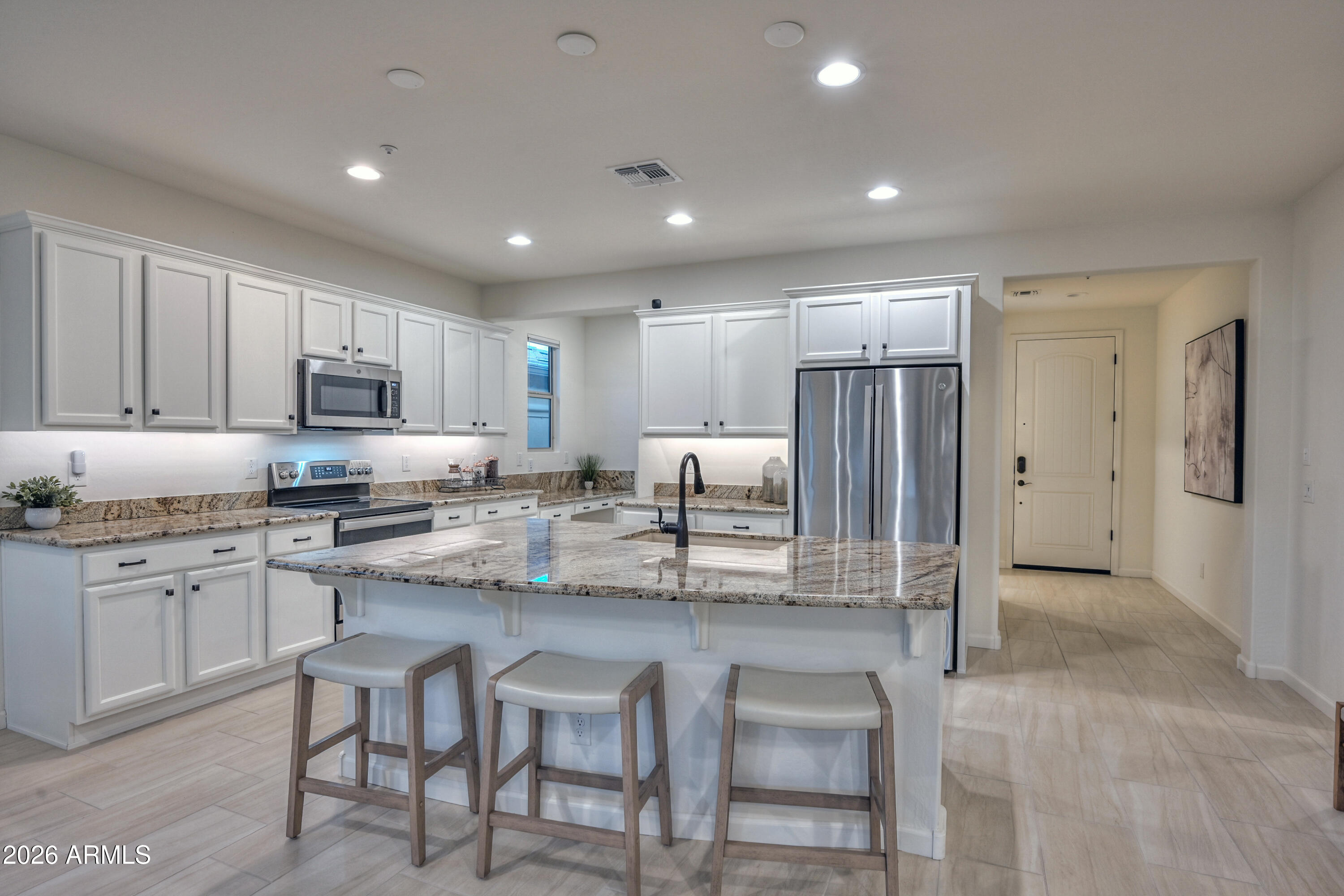 13426 W MAYBERRY Trail