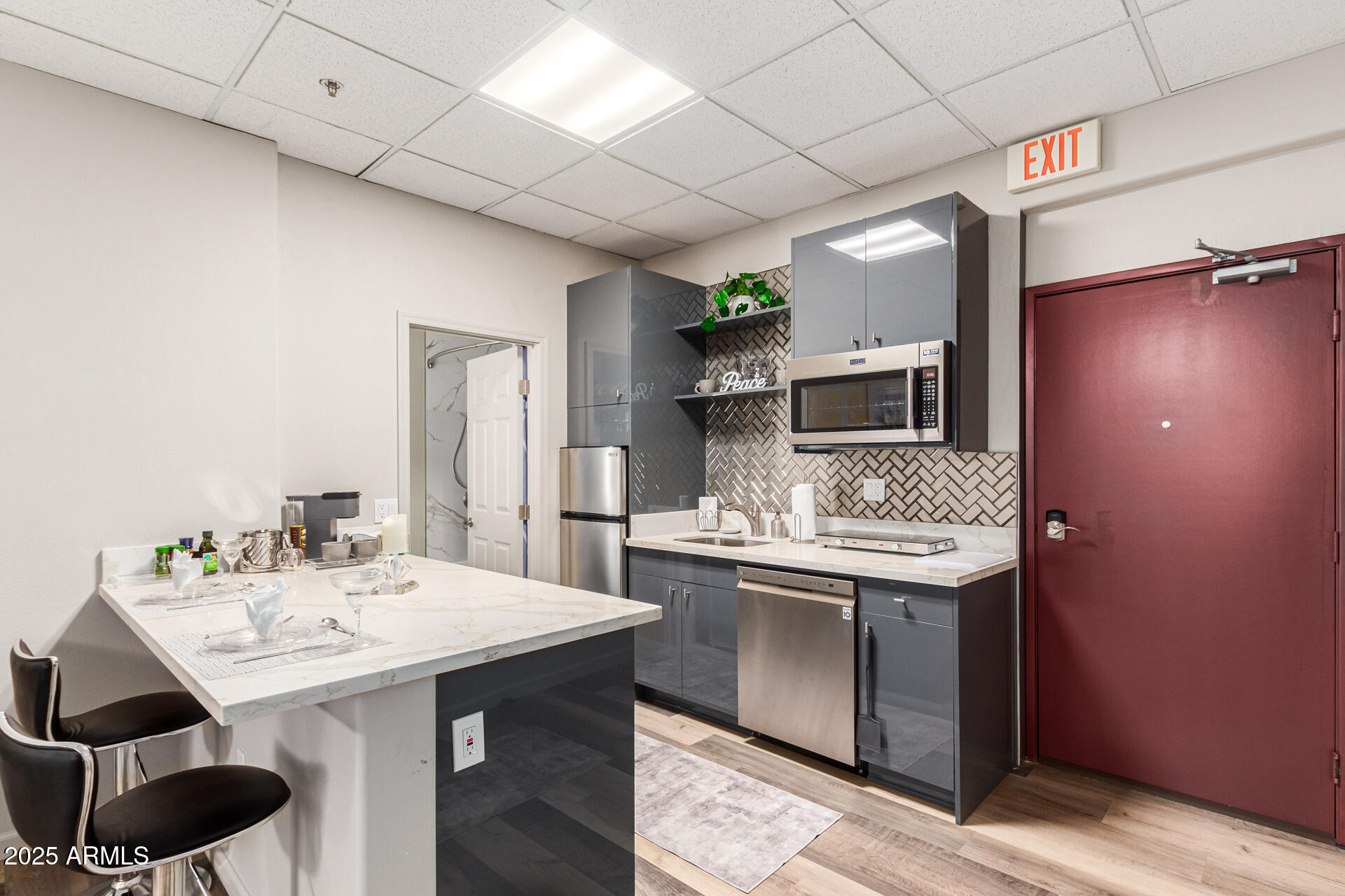 16622 E AVENUE OF THE FOUNTAIN -- 200