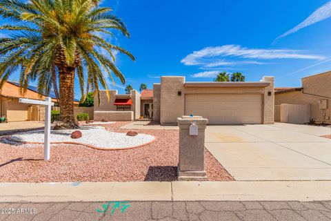 26401 S LAKEWOOD Drive Sun Lakes AZ 85248