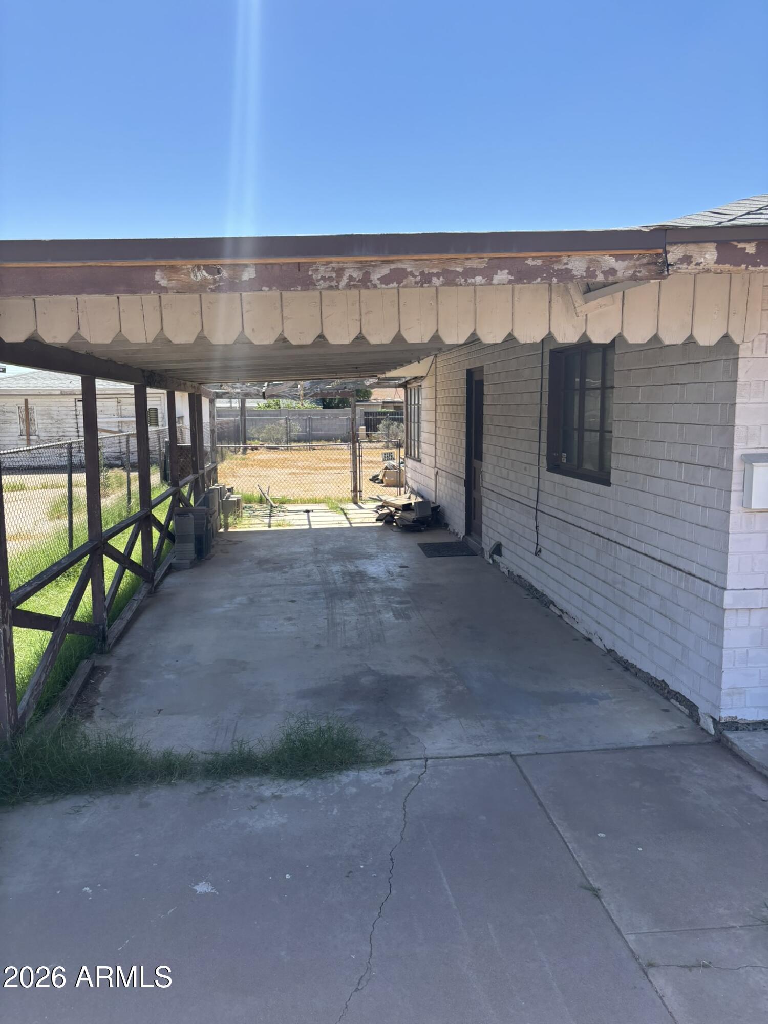 1921 W WHITTON Avenue