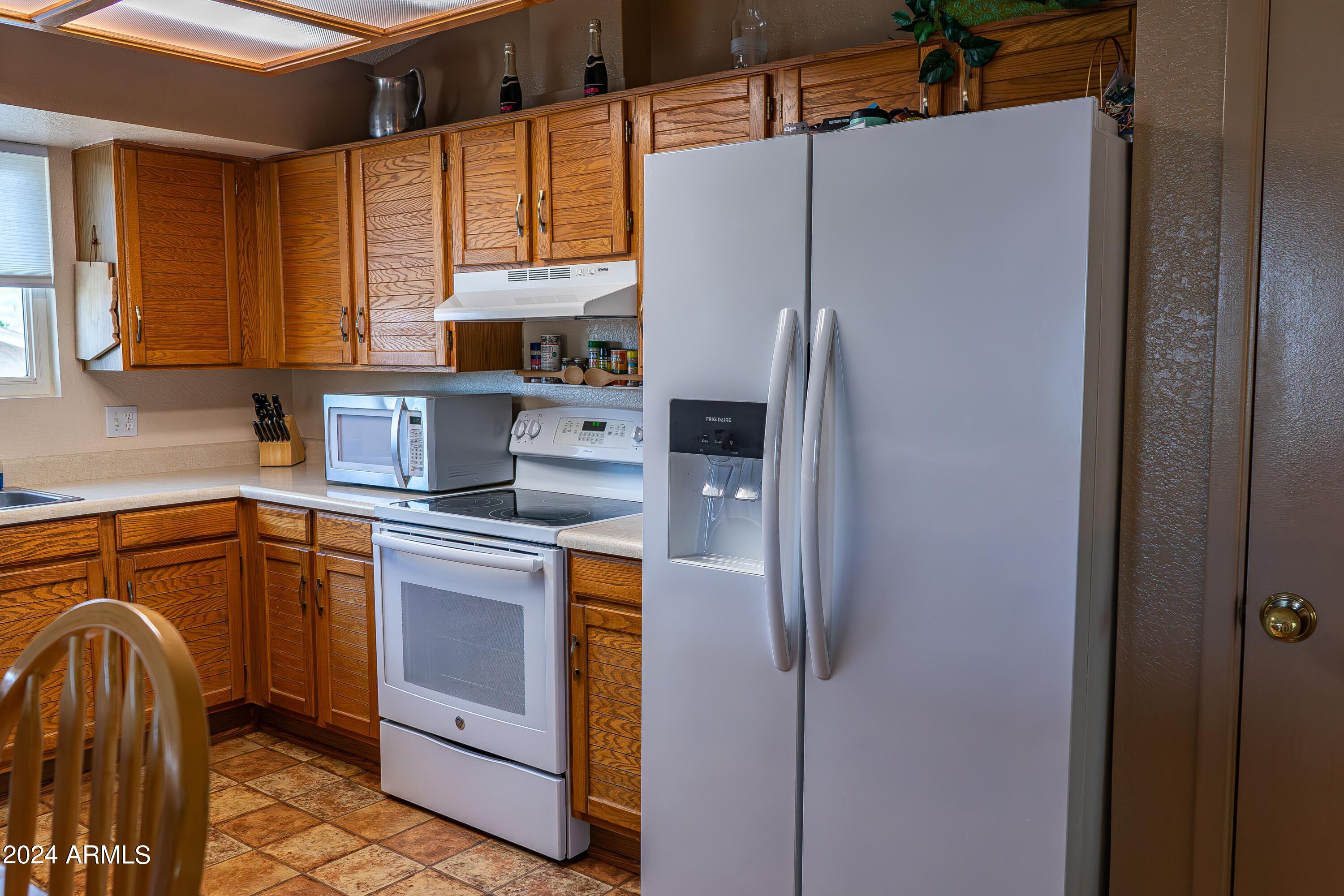 1213 N RAVEN --