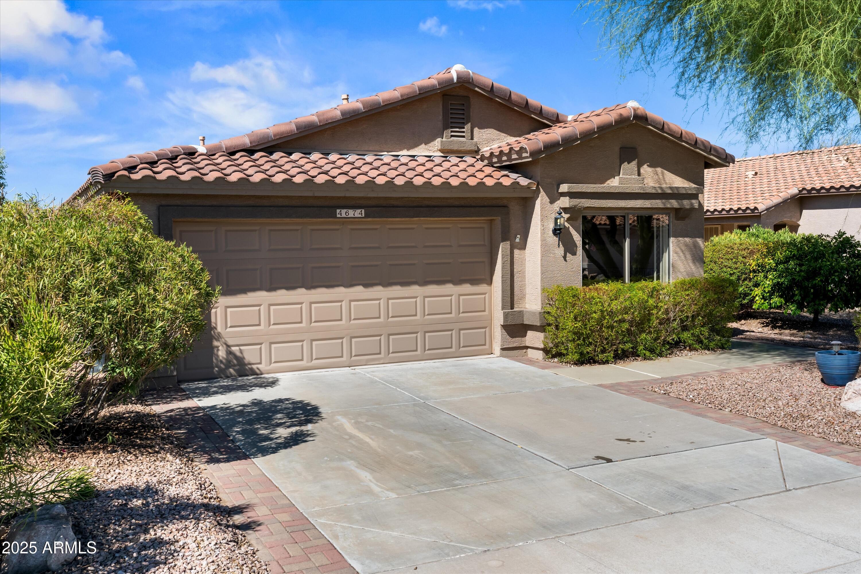 4674 E ALFALFA Drive