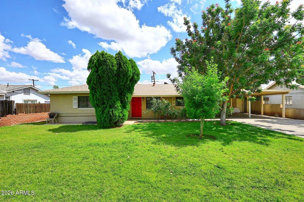 Photo of 2043 W Campbell Avenue, Phoenix, AZ 85015 (MLS # 7025810)