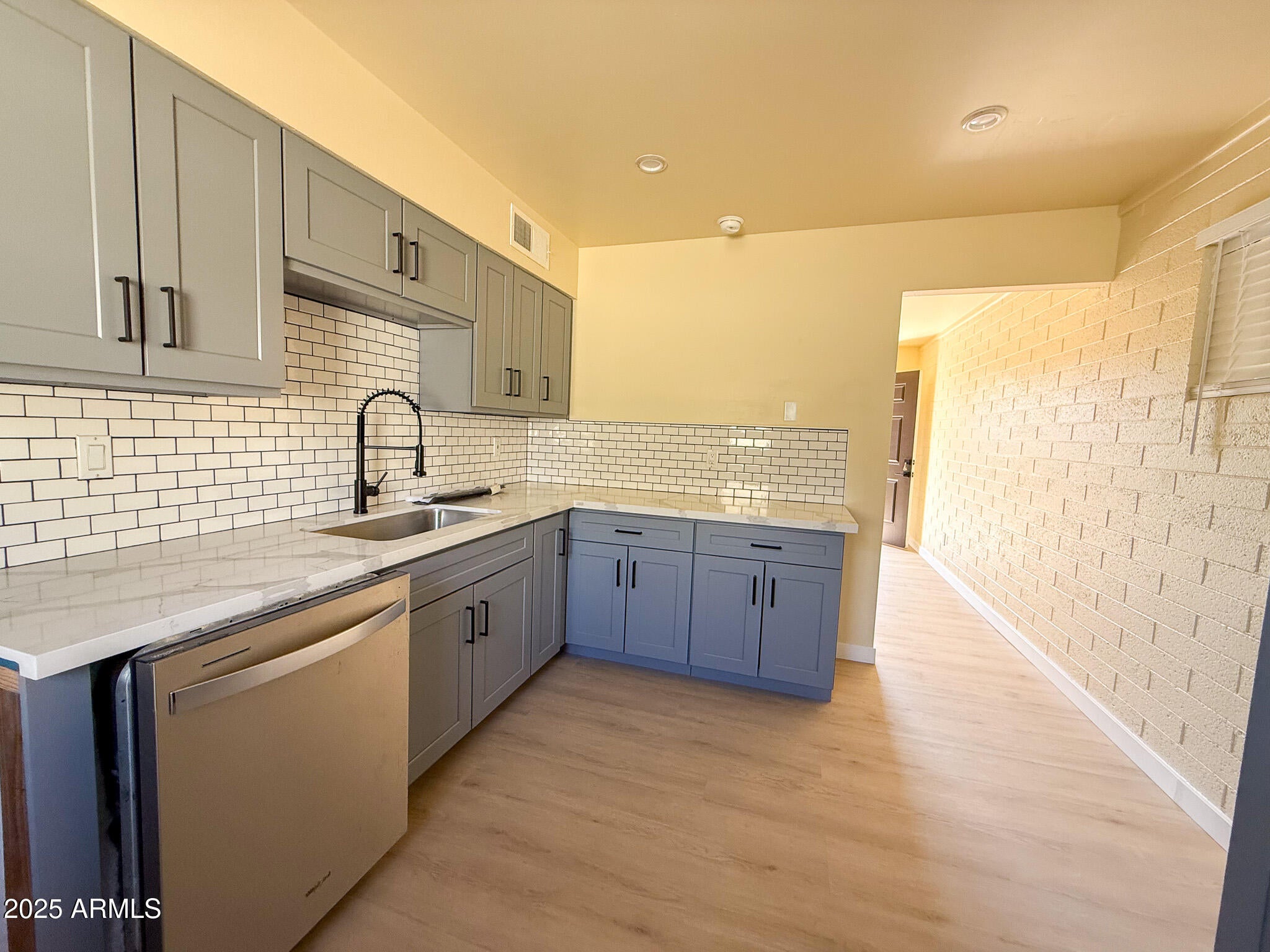 1312 W 5th Street