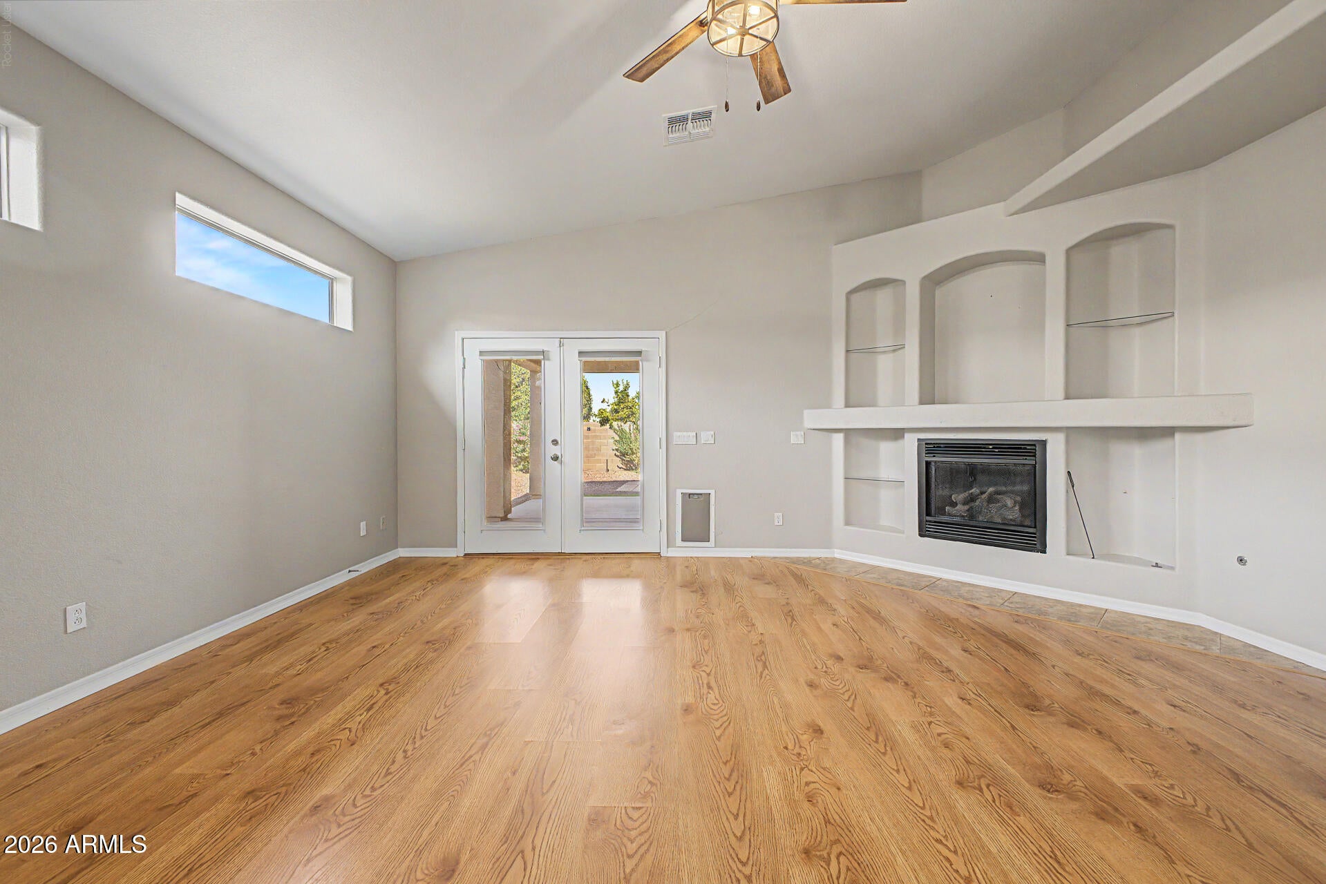 1216 N LANTANA Place