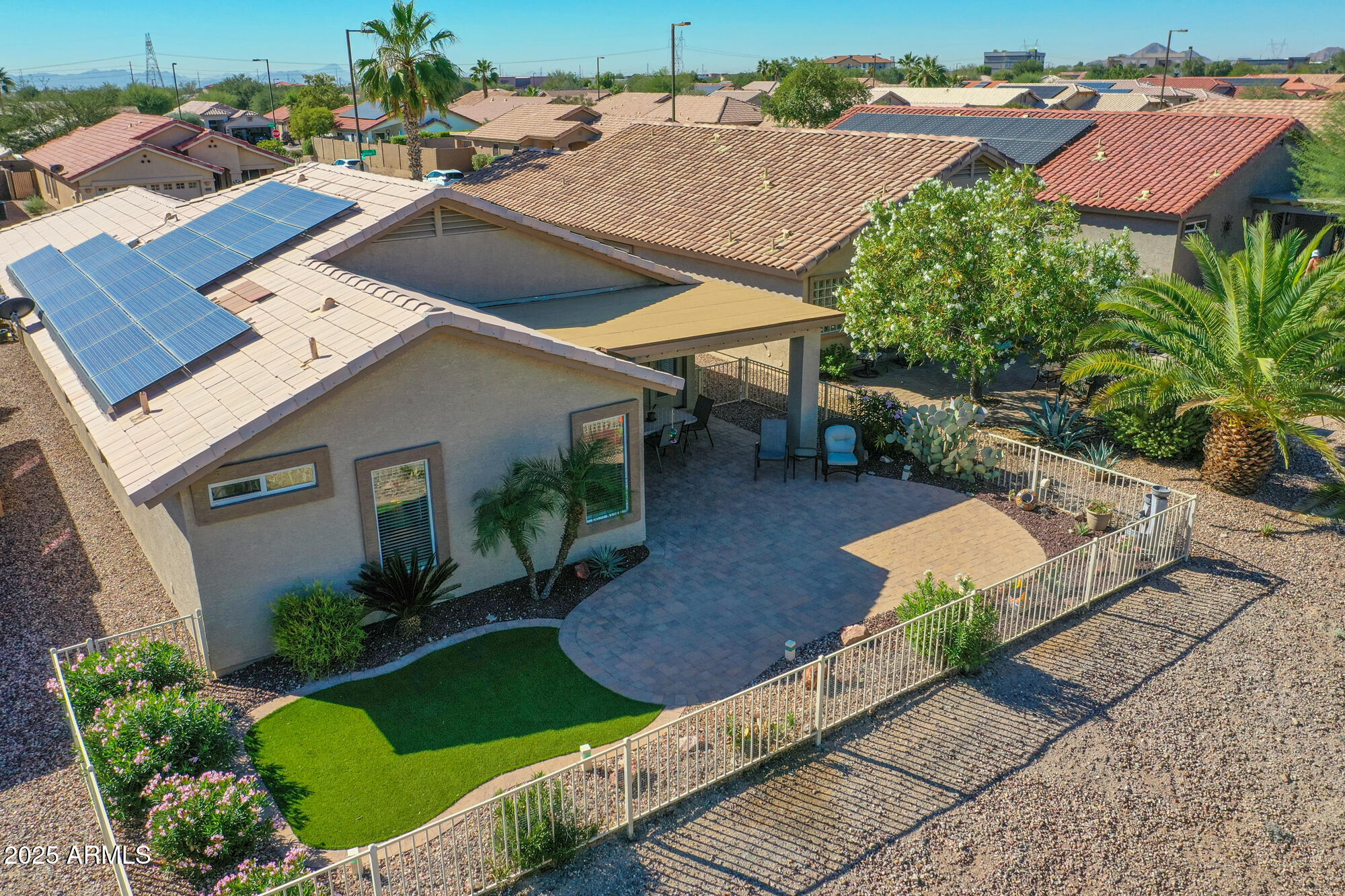 Buckeye, Arizona 85326, United States, 2 Bedrooms Bedrooms, ,2 BathroomsBathrooms,Residential,Pending,253333